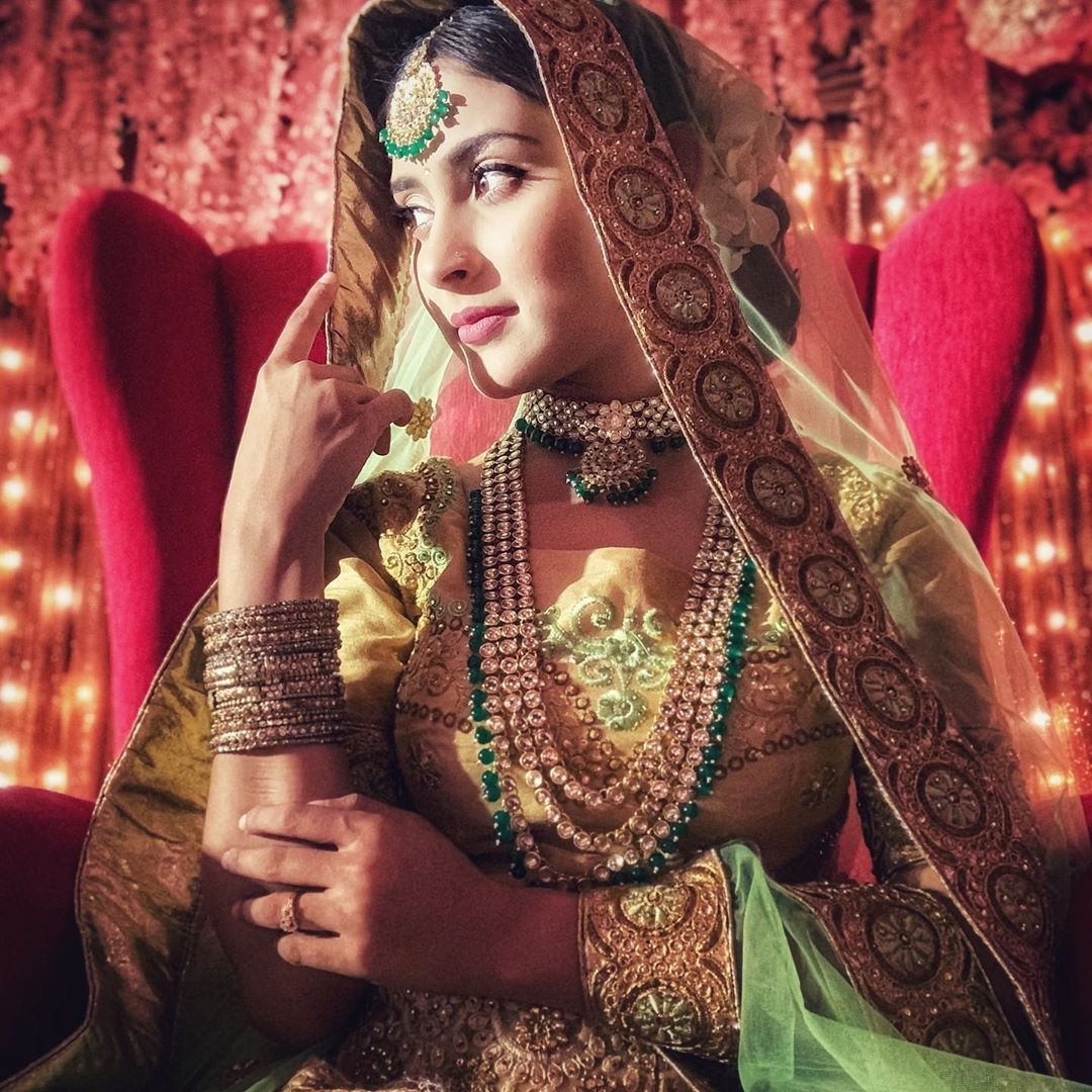 1080x1080 Mehazabien Chowdhury on Instagram: “#bride”. Beautiful girl photo, Bridal picture, Teenage girl photography, Phone