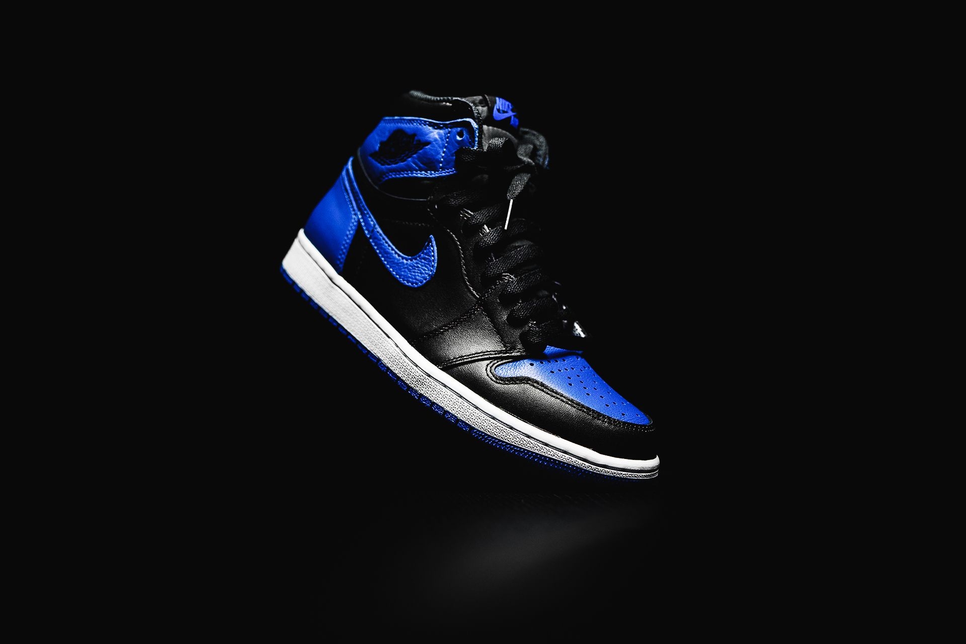 1920x1290 This Air Jordan I Retro High 'Royal' Raffle Will Send Aid to Flint, MI, Desktop