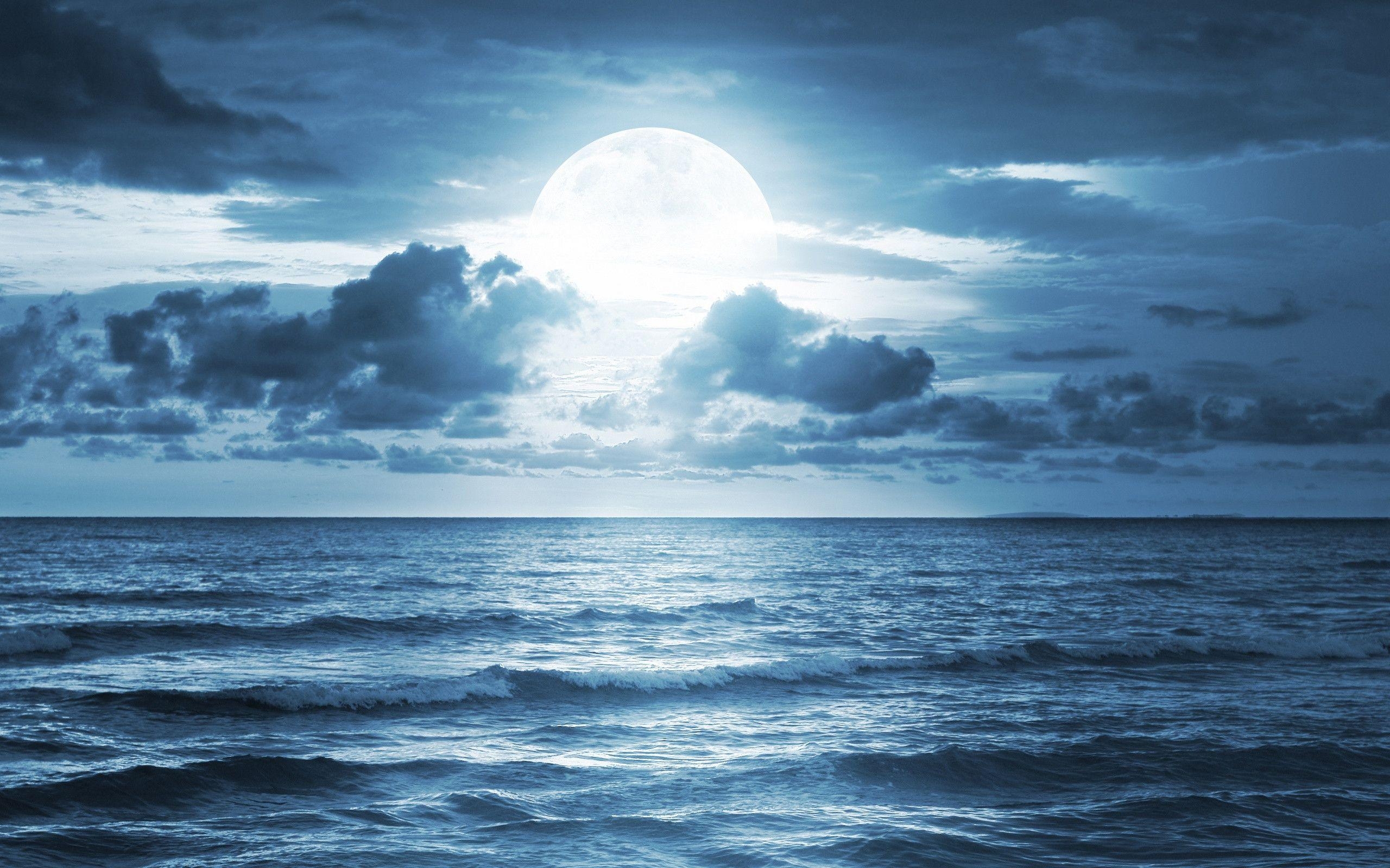 2560x1600 Ocean sea moonlight dramatic scene full moon beautiful nature, Desktop