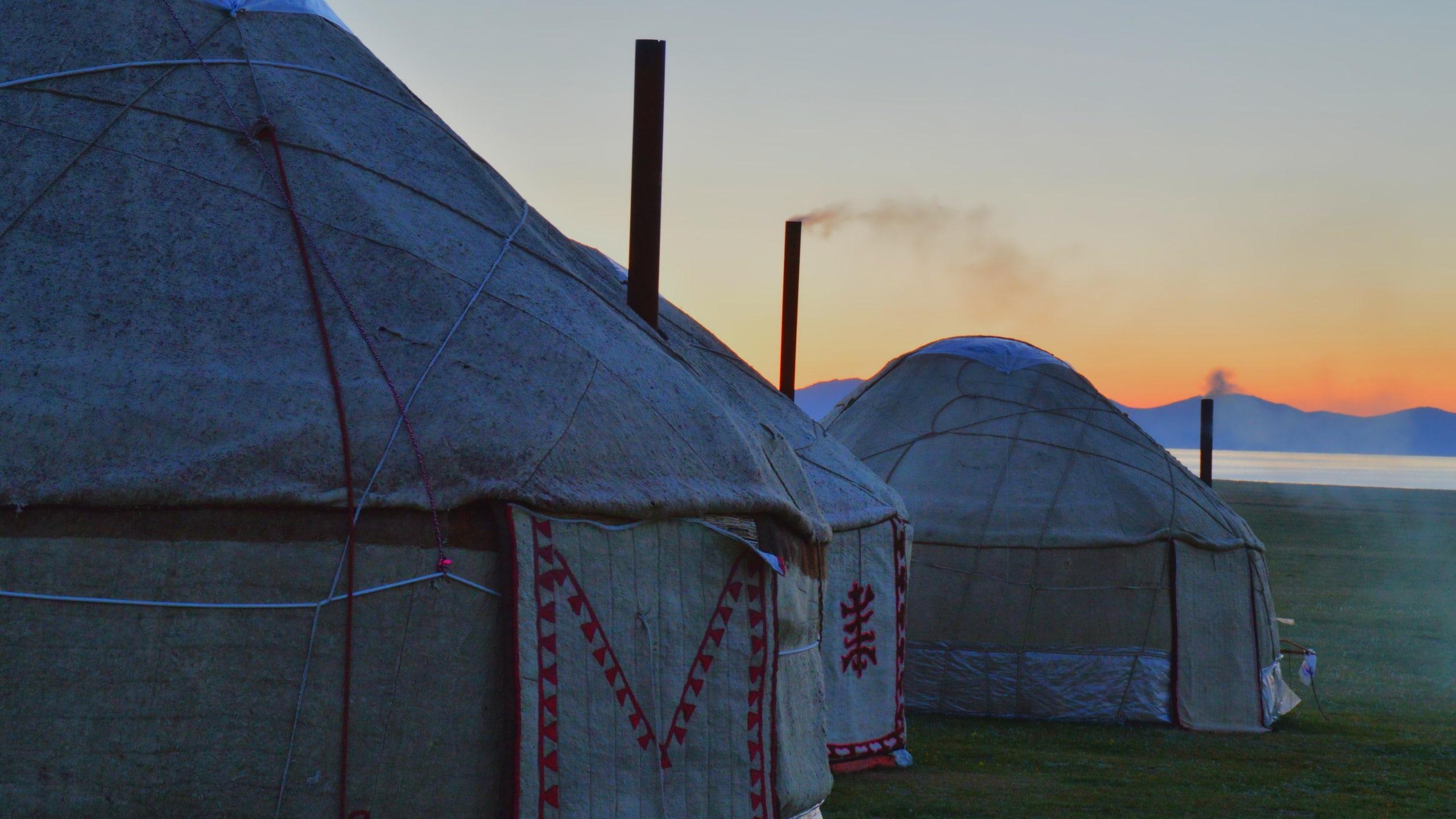 2560x1440 HD wallpaper: Kyrgyzstan, Song Kul, evening, chimneys, Desktop