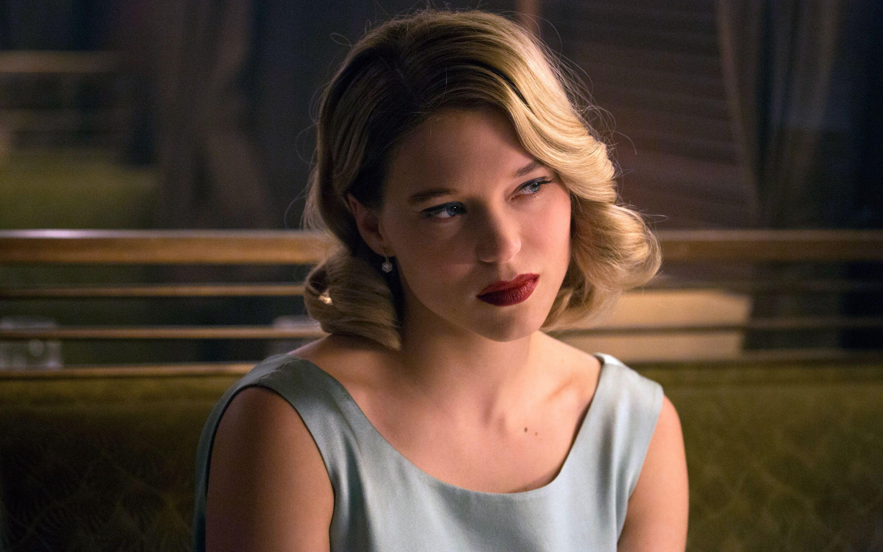 2880x1800 Lea Seydoux in Spectre Wallpaper, Desktop