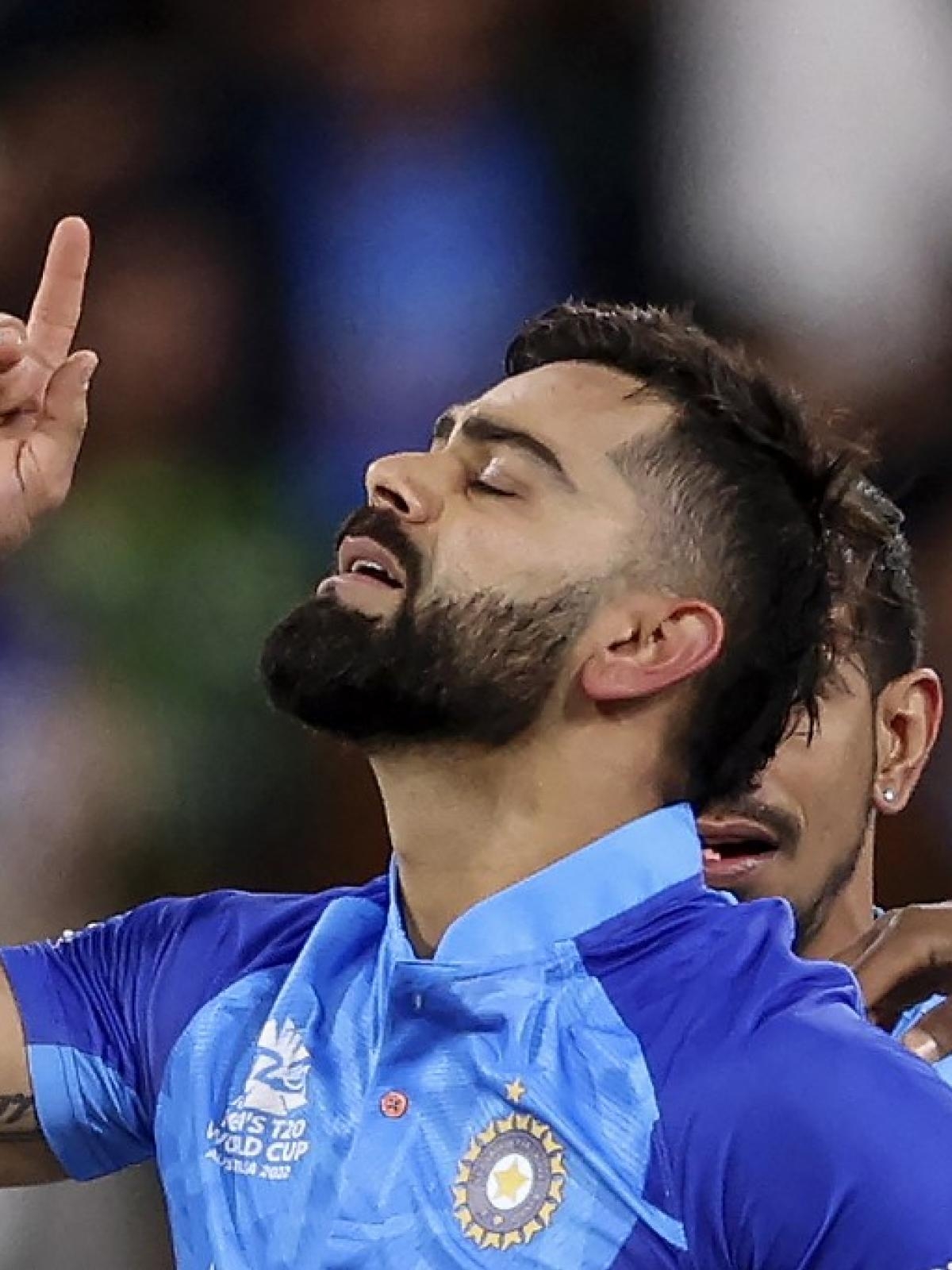 1200x1600 T20 World Cup: Virat Kohli in tears, Phone