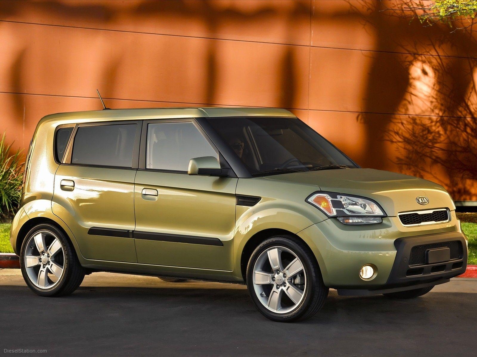 1600x1200 Kia Soul 2010 Exotic Car Wallpaper of 22, Diesel Station, Desktop