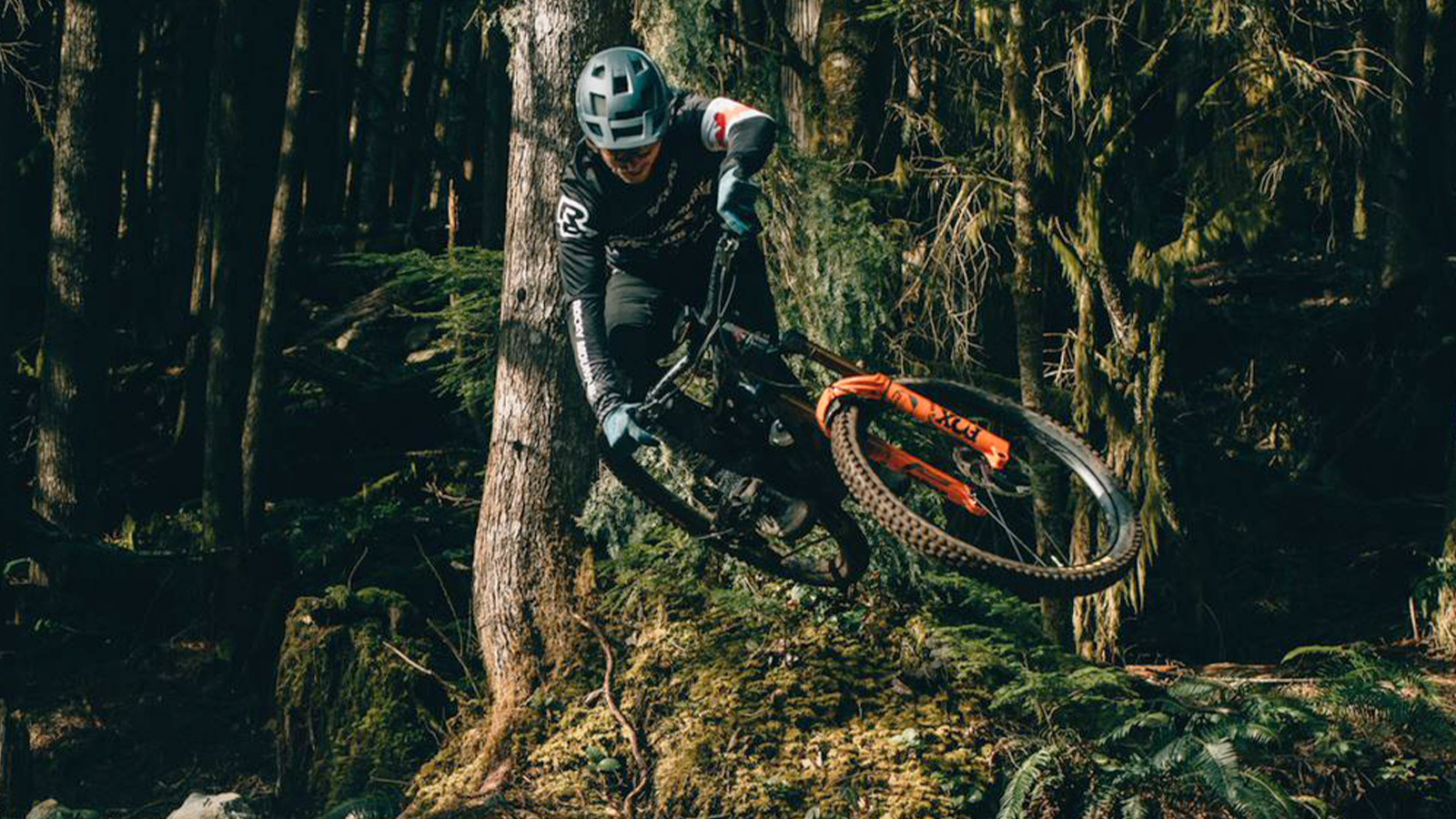 1600x900 The Rocky Mountain Race Face Enduro Team is Ready to Rip Bikes Press Releases, Desktop