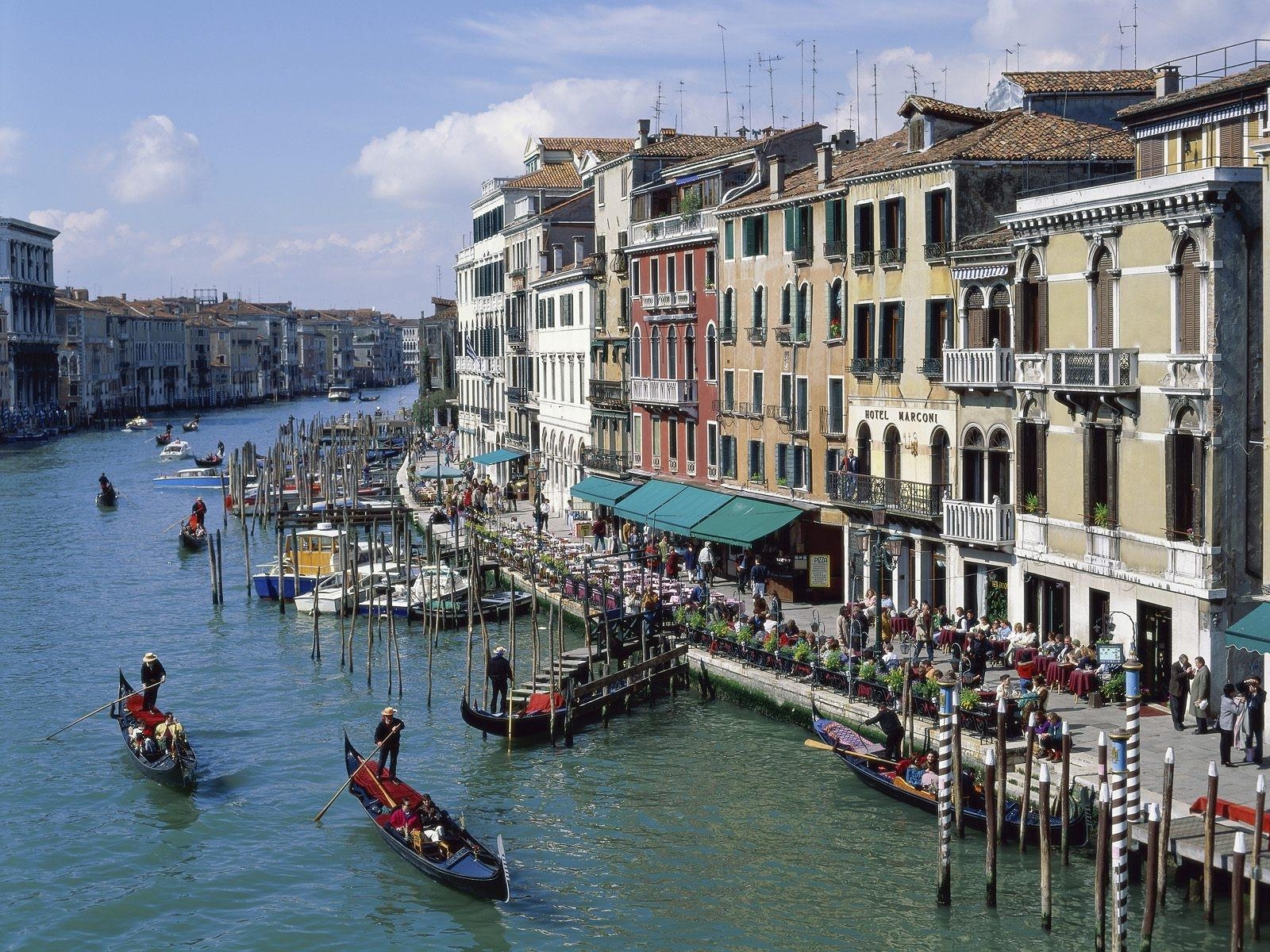 1600x1200 The Grand Canal Of Venice Italy, Free Desktop Wallpaper, Cool, Desktop