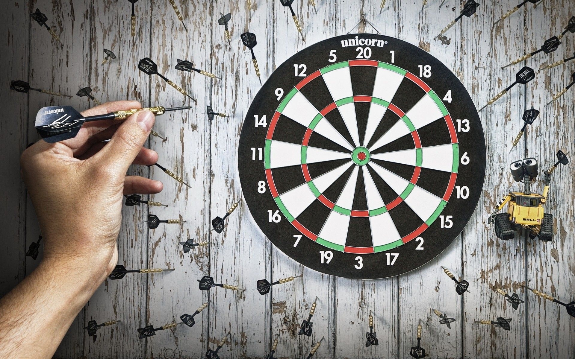 1920x1200 Darts Game, Desktop