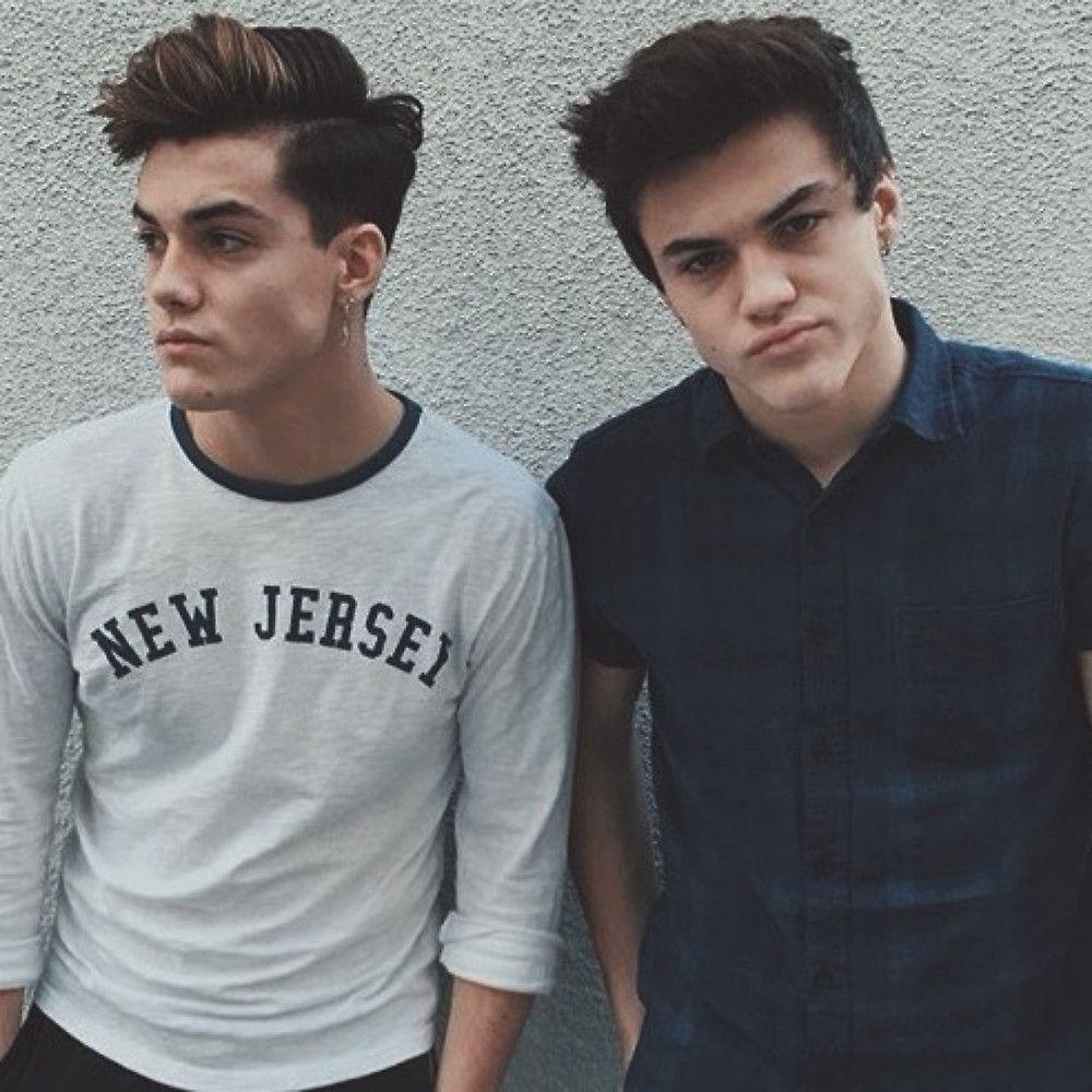 1000x1000 2048 Dolan Twins, Phone