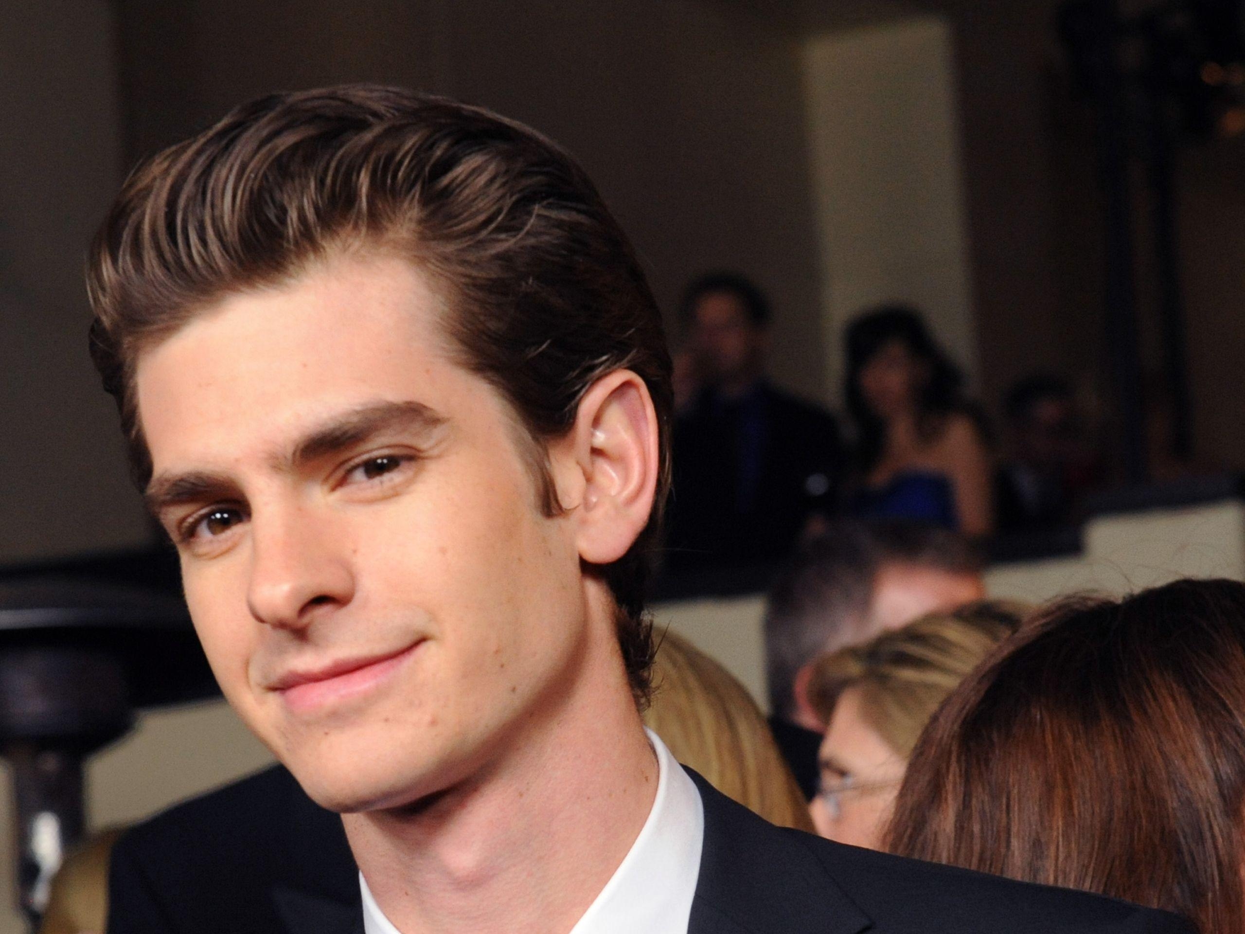 2560x1920 Andrew Garfield Wallpaper HD Image New, Desktop