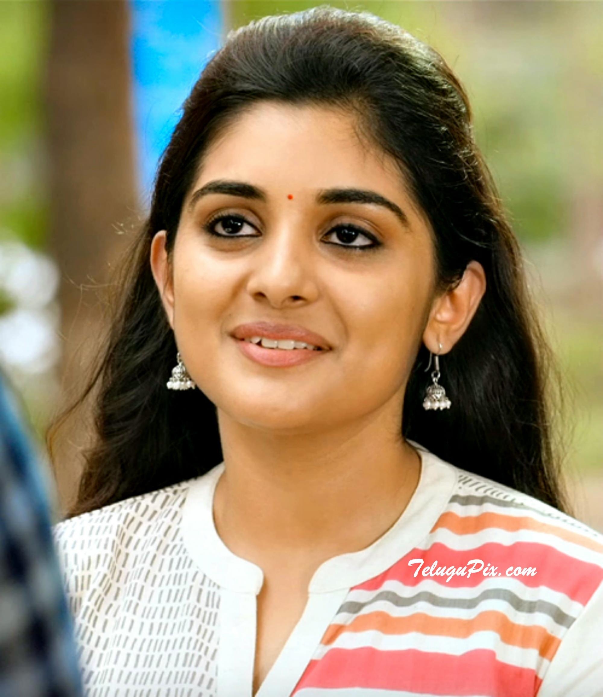 2000x2320 Nivetha Thomas in From Ninnu Kori Movie Photo Pics image HQ HD, Phone