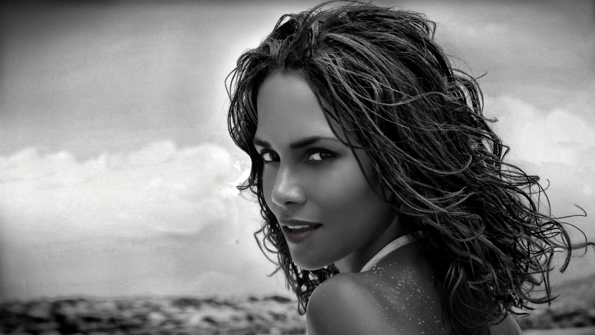 1920x1080 Halle Berry Wallpaper, Desktop