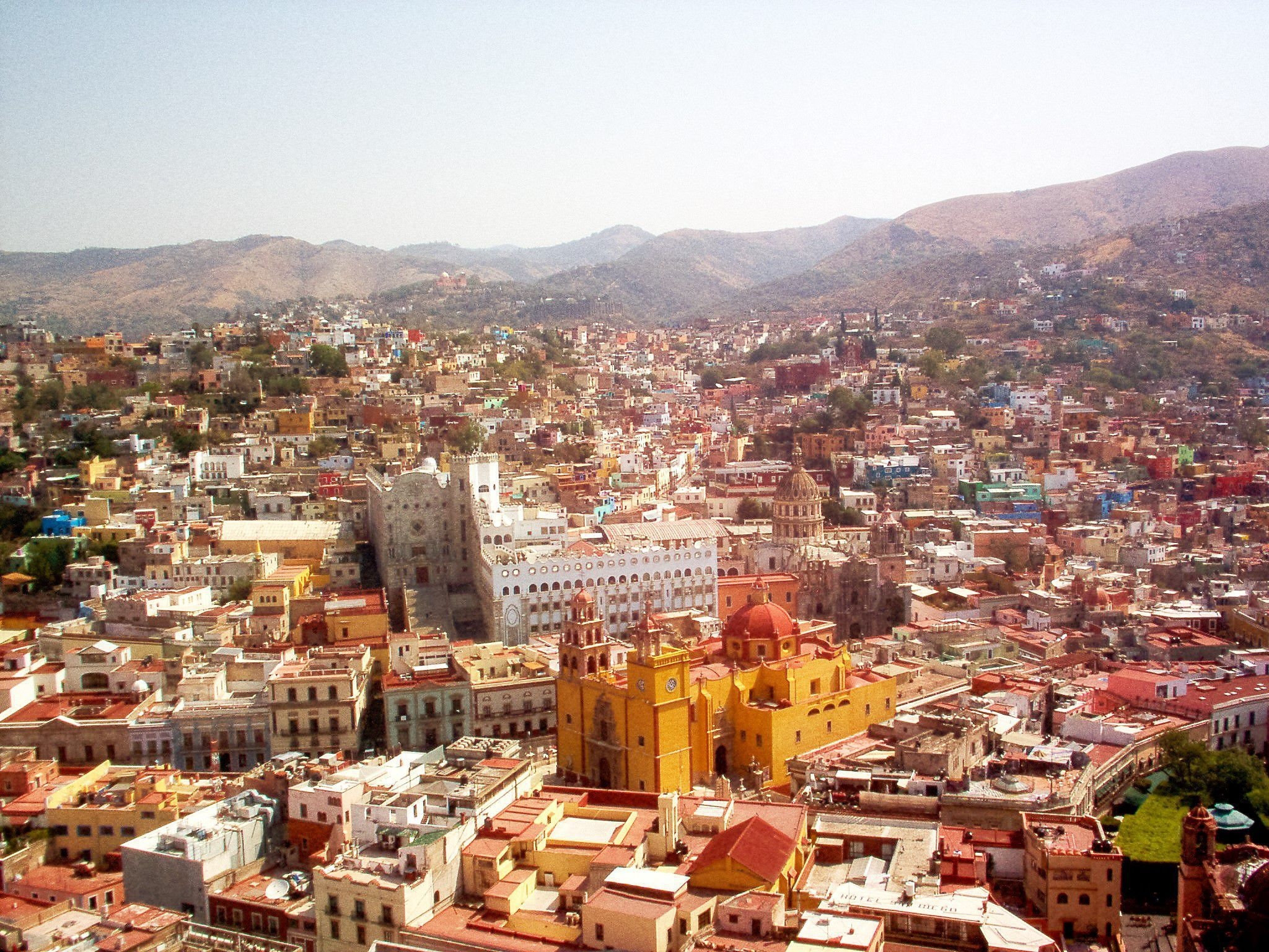 2050x1540 Guanajuato Wallpaper, Desktop