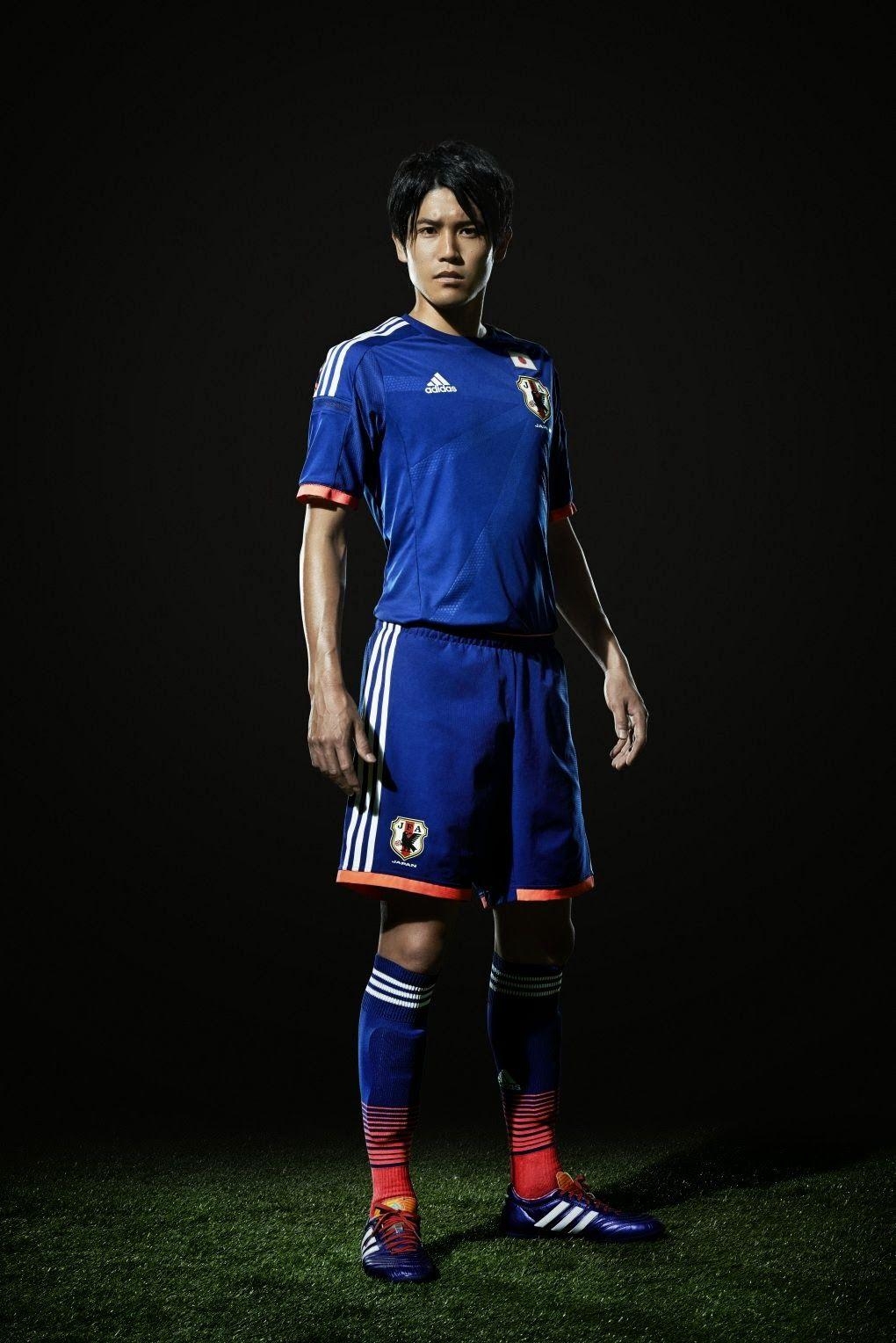 1020x1530 Adidas launch the Japan kit for 2014 FIFA World Cup, Phone