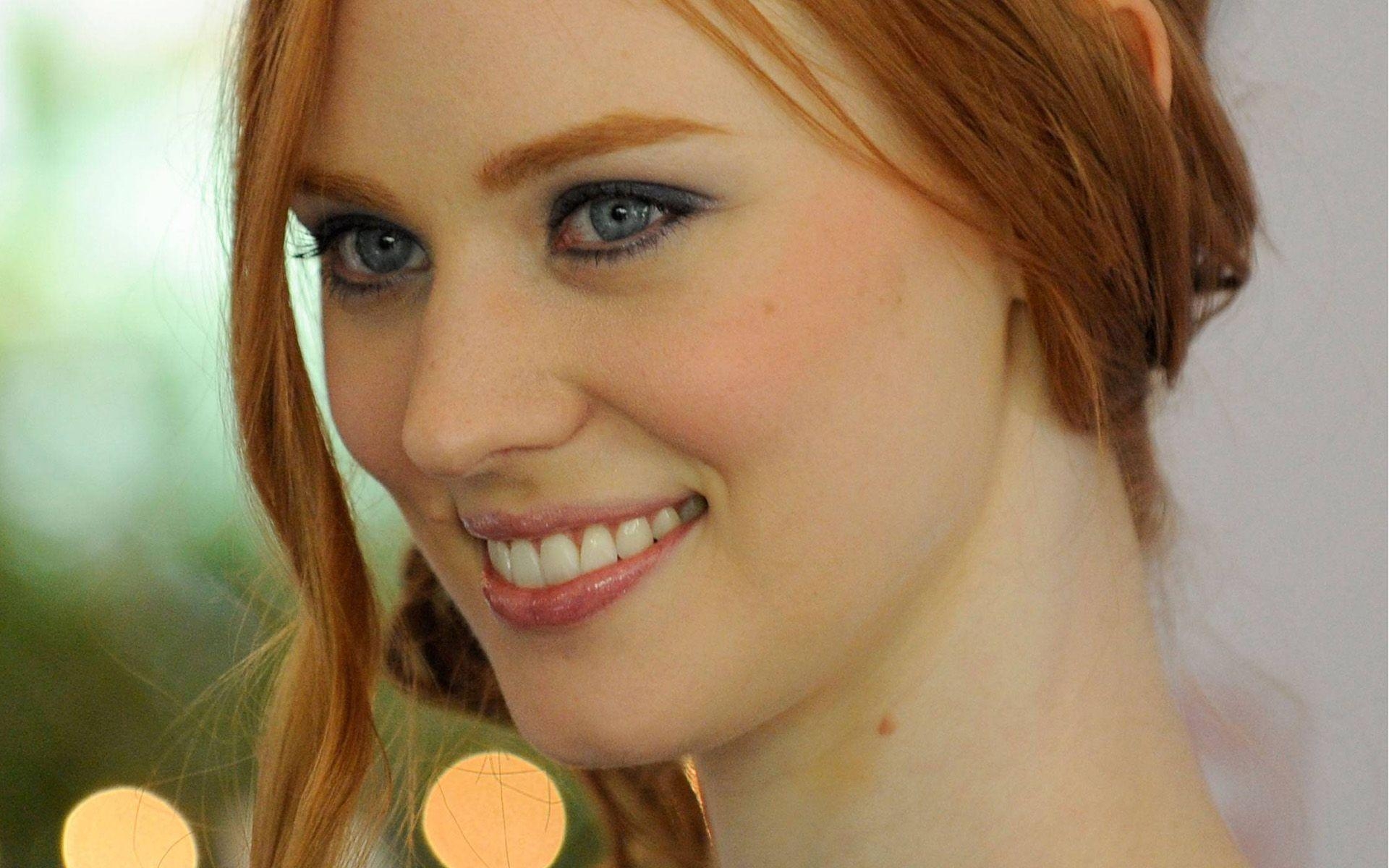 1920x1200 Deborah Ann Woll Wallpaper, Desktop