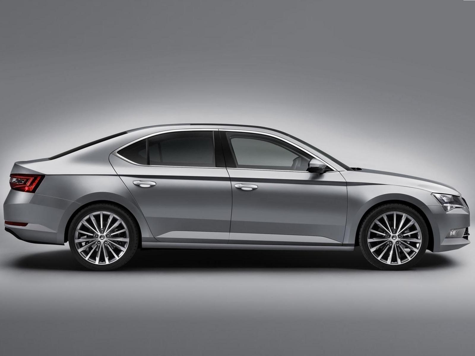 1600x1200 Skoda Superb wallpaper, free download, Desktop