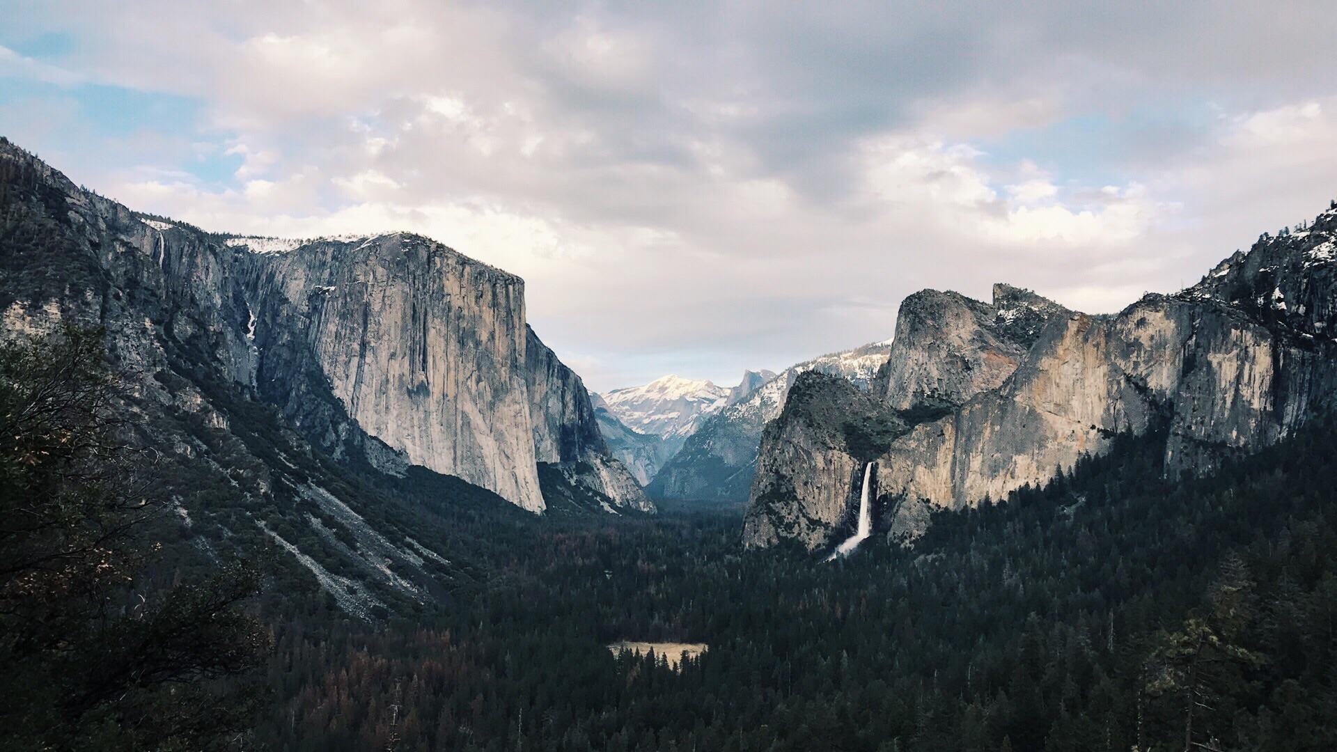 1920x1080 Yosemite National Park El Capitan Bridalveil Fall And Half Dome In, Desktop