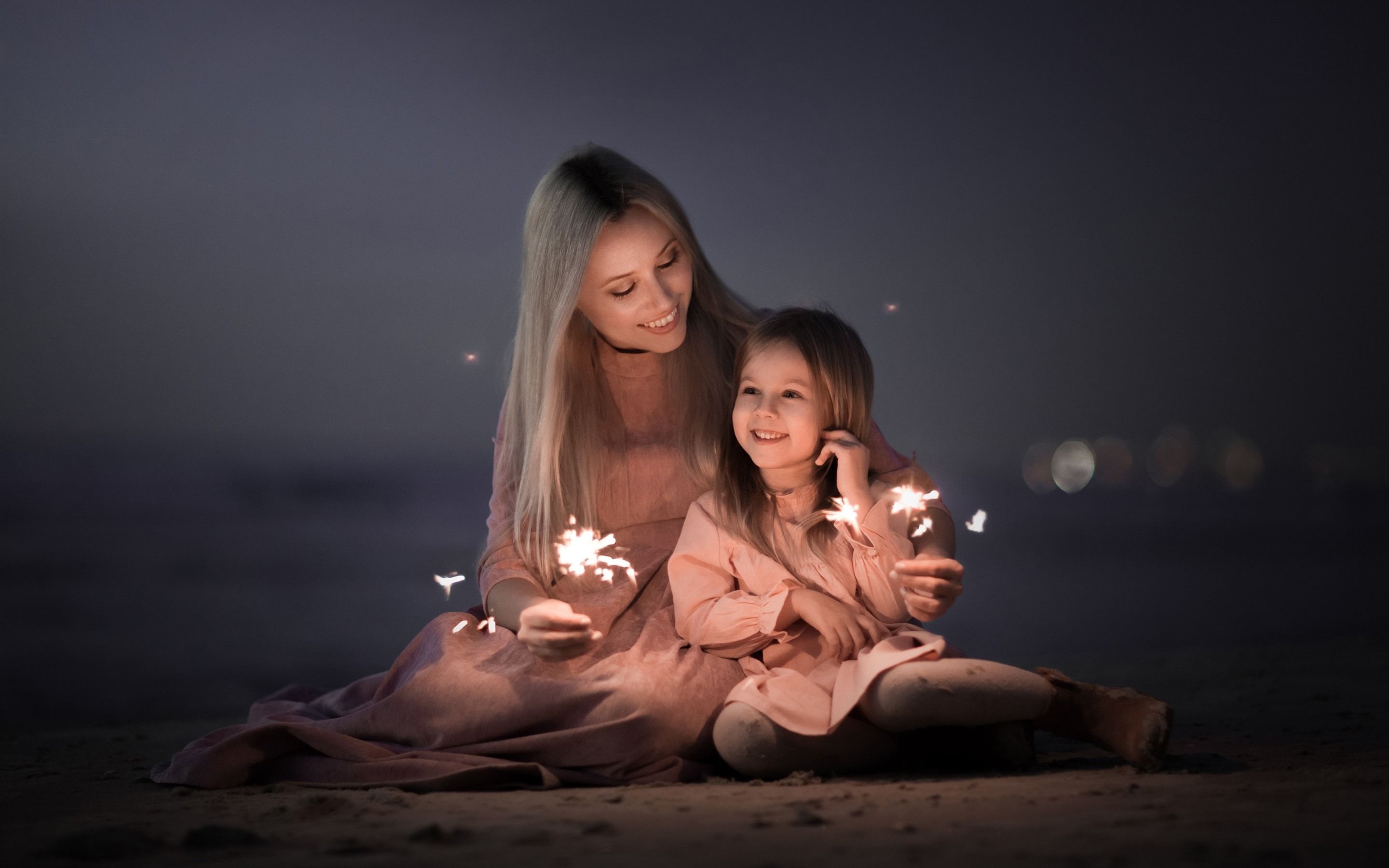 2880x1800 Mother and daughter, happy family, sparks, fireworks 1080x1920, Desktop