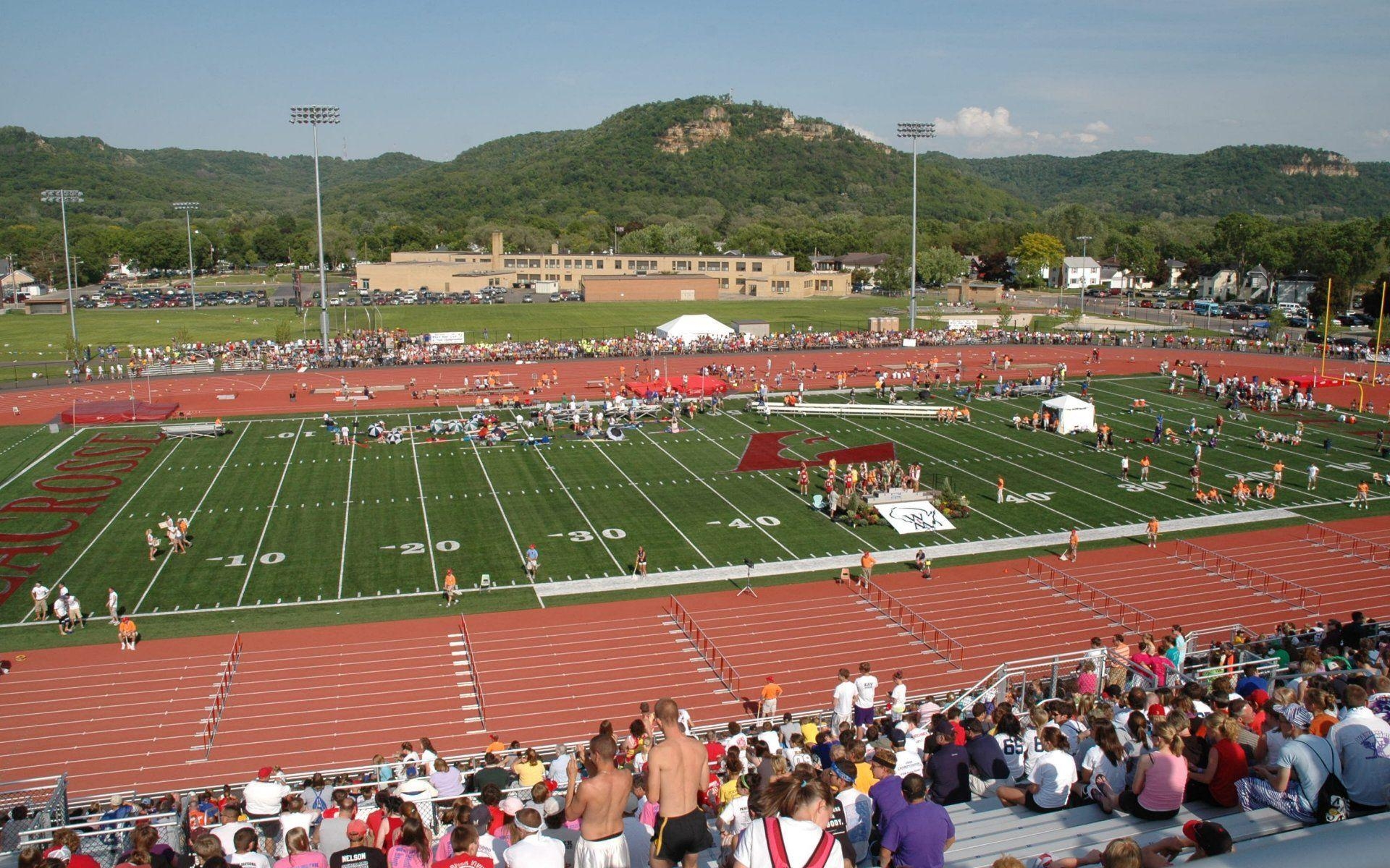 1920x1200 University of Wisconsin Schools College Football Stadium Wallpaper, Desktop