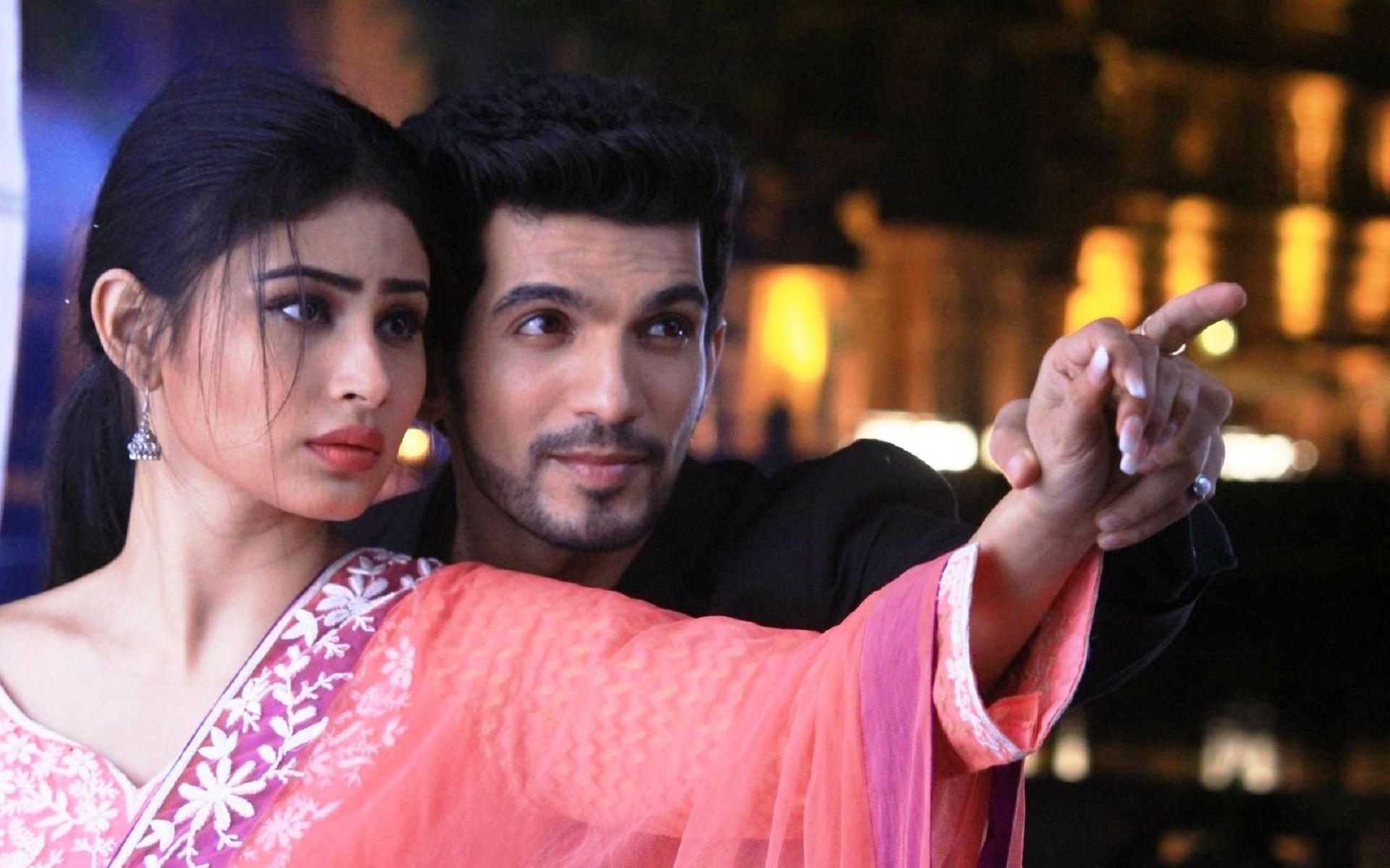 1920x1200 Beautiful And Sweetest Indian Couple Love Arjun Bijlani Mouni Roy Wallpaper & Background Download, Desktop