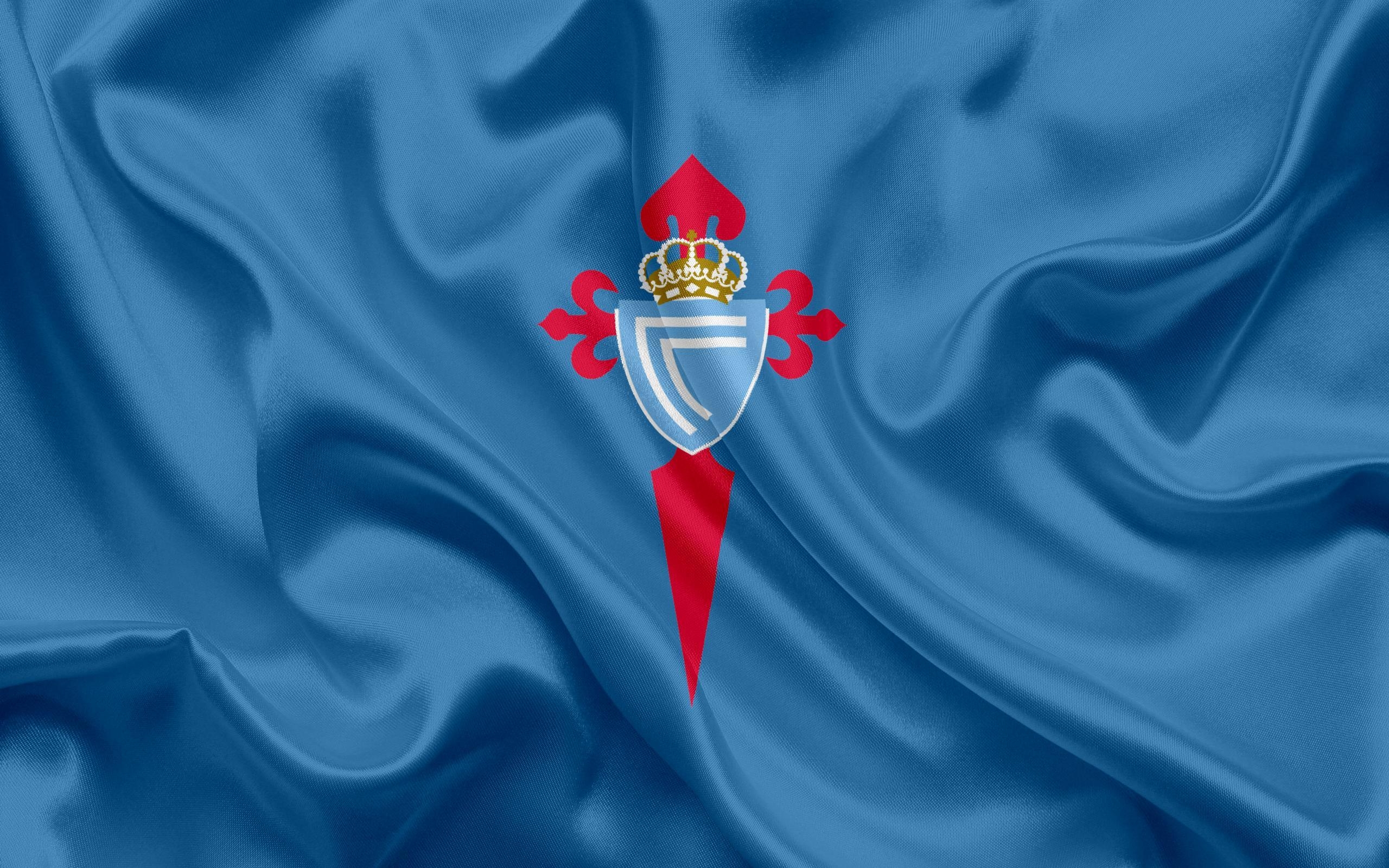 2560x1600 Download wallpaper Celta, football club, Celta emblem, logo, La, Desktop