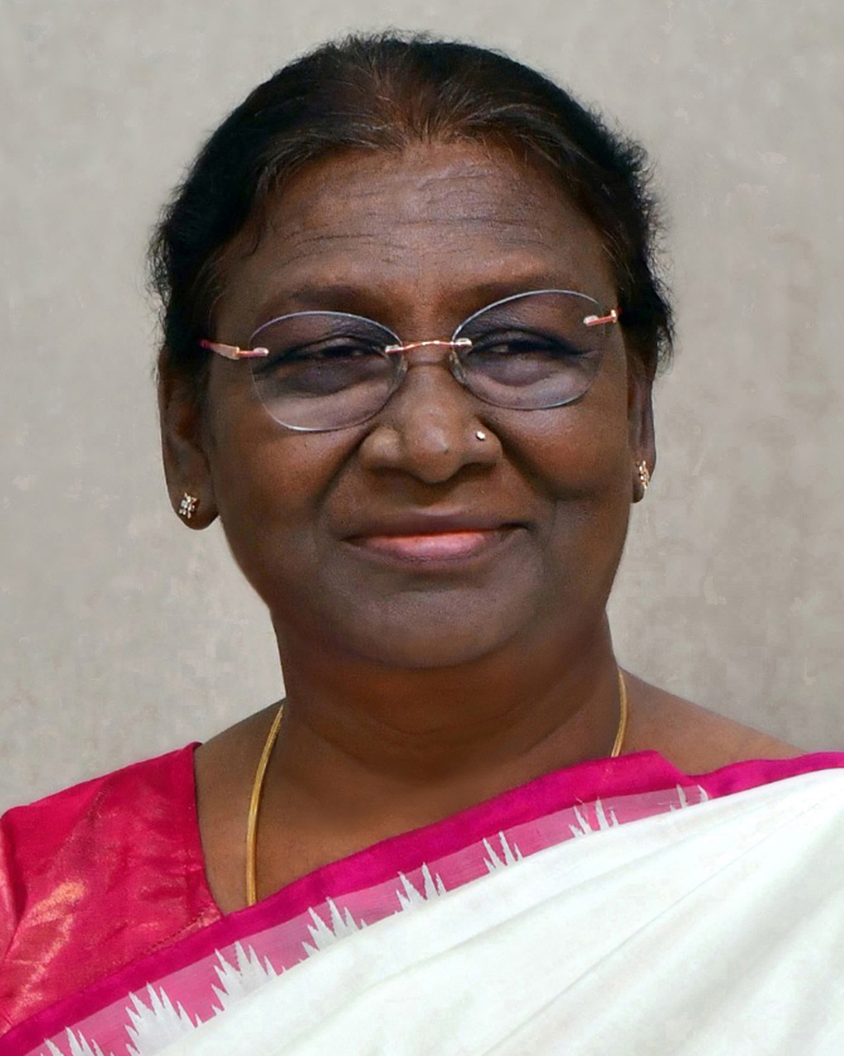 2870x3590 President Droupadi Murmu official portrait higher, Phone