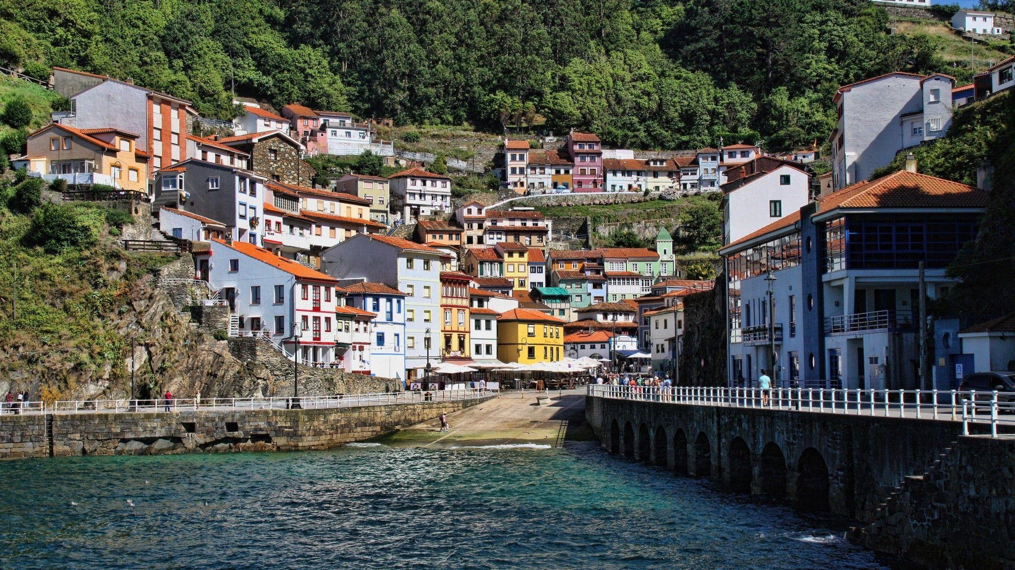 2050x1160 Download  Spain, Cudillero, Buildings, Port Wallpaper, Desktop