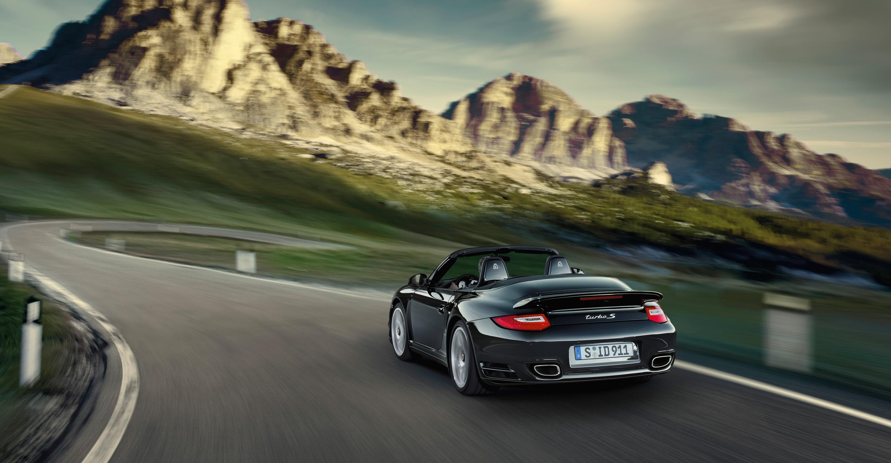 3000x1560 Black Porsche 911 Turbo S Cabriolet wallpaper, Desktop