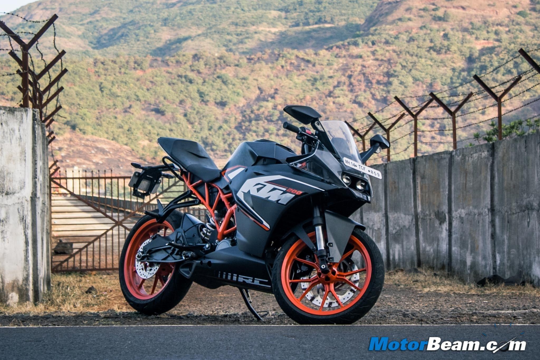 2050x1370 KTM RC 200 Test Ride Review /2015 Ktm, Desktop