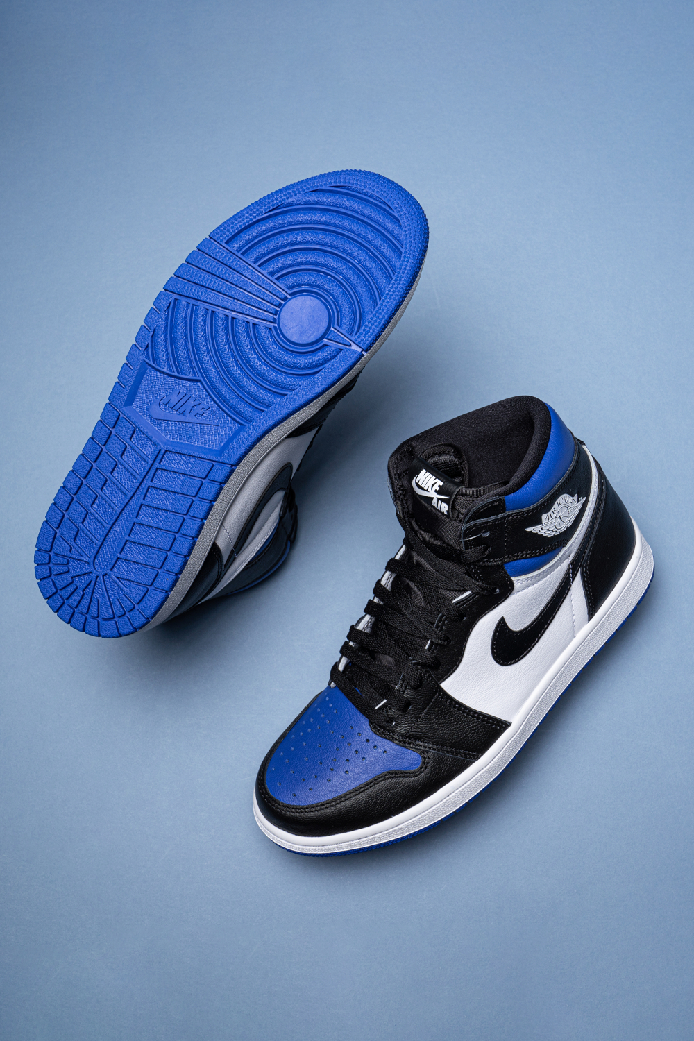 1000x1500 Air Jordan 1 Retro High OG Royal Toe 041. Jordan shoes girls, Black nike shoes, Hype shoes, Phone