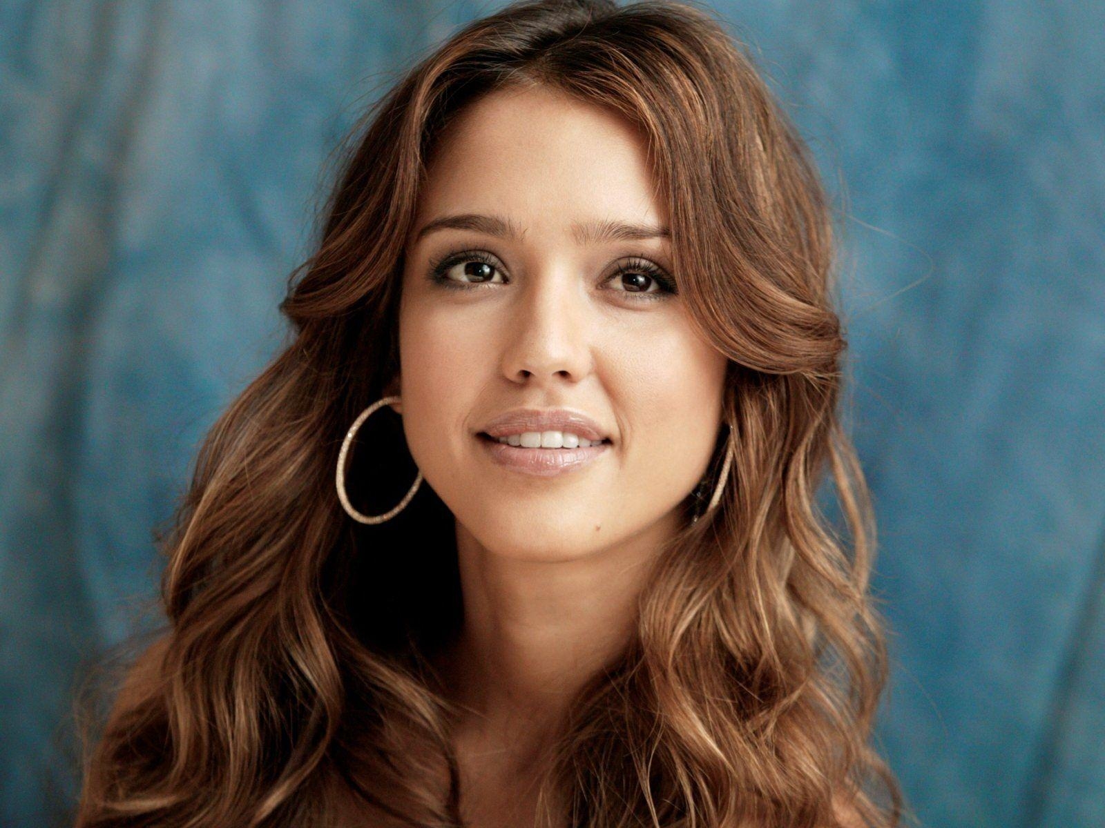 1600x1200 jessica Alba cute HD Wallpaper (2015). Shortday, Desktop