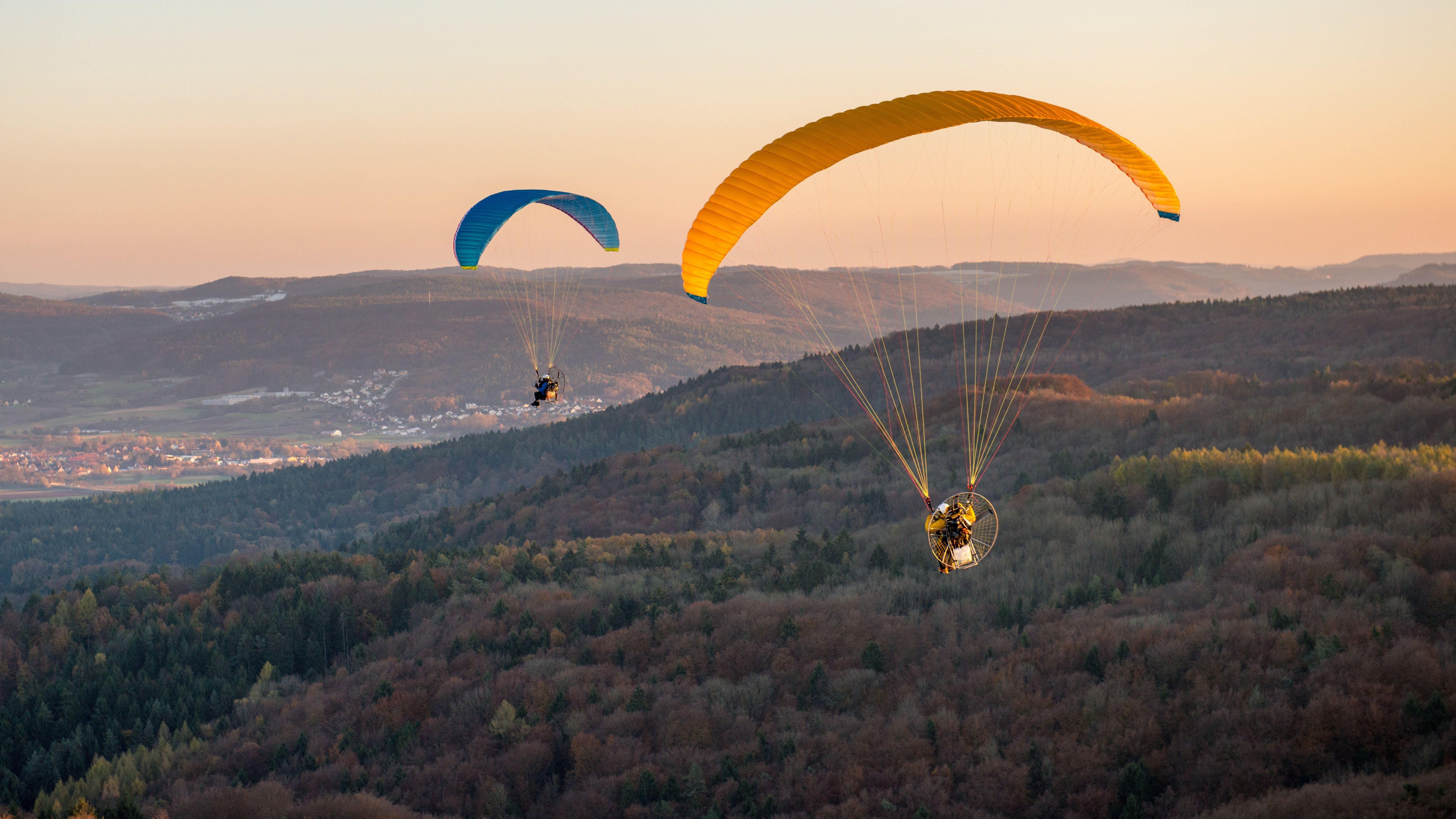 5120x2880 NOVA Performance Paragliders, Desktop