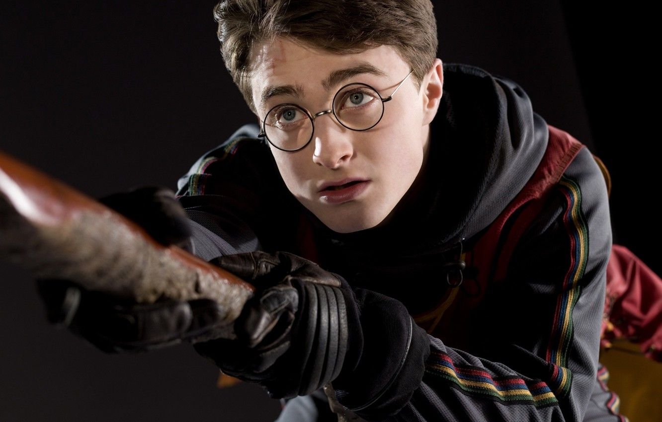 1340x850 Photo Wallpaper Look, Glasses, Gloves, Harry Potter, Potter Quidditch Glass, Desktop