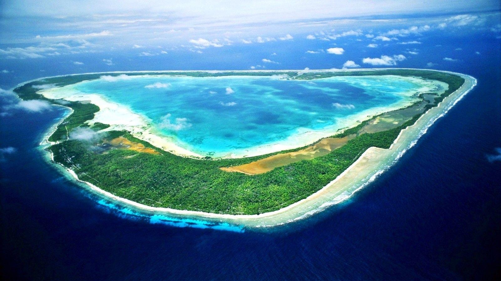 1600x900 Coral Reefs: Sea Gilbert Kiribati Paradisiac Blue Beach Lagoon, Desktop