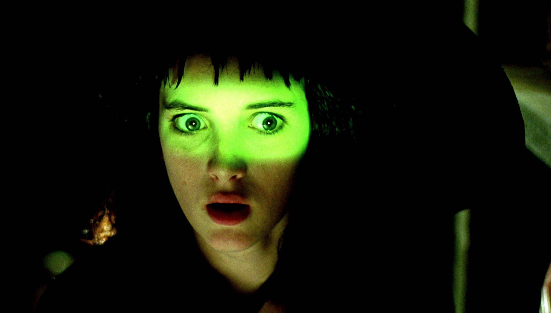 1900x1080 BEETLEJUICE comedy fantasy dark movie film horror winona ryder, Desktop