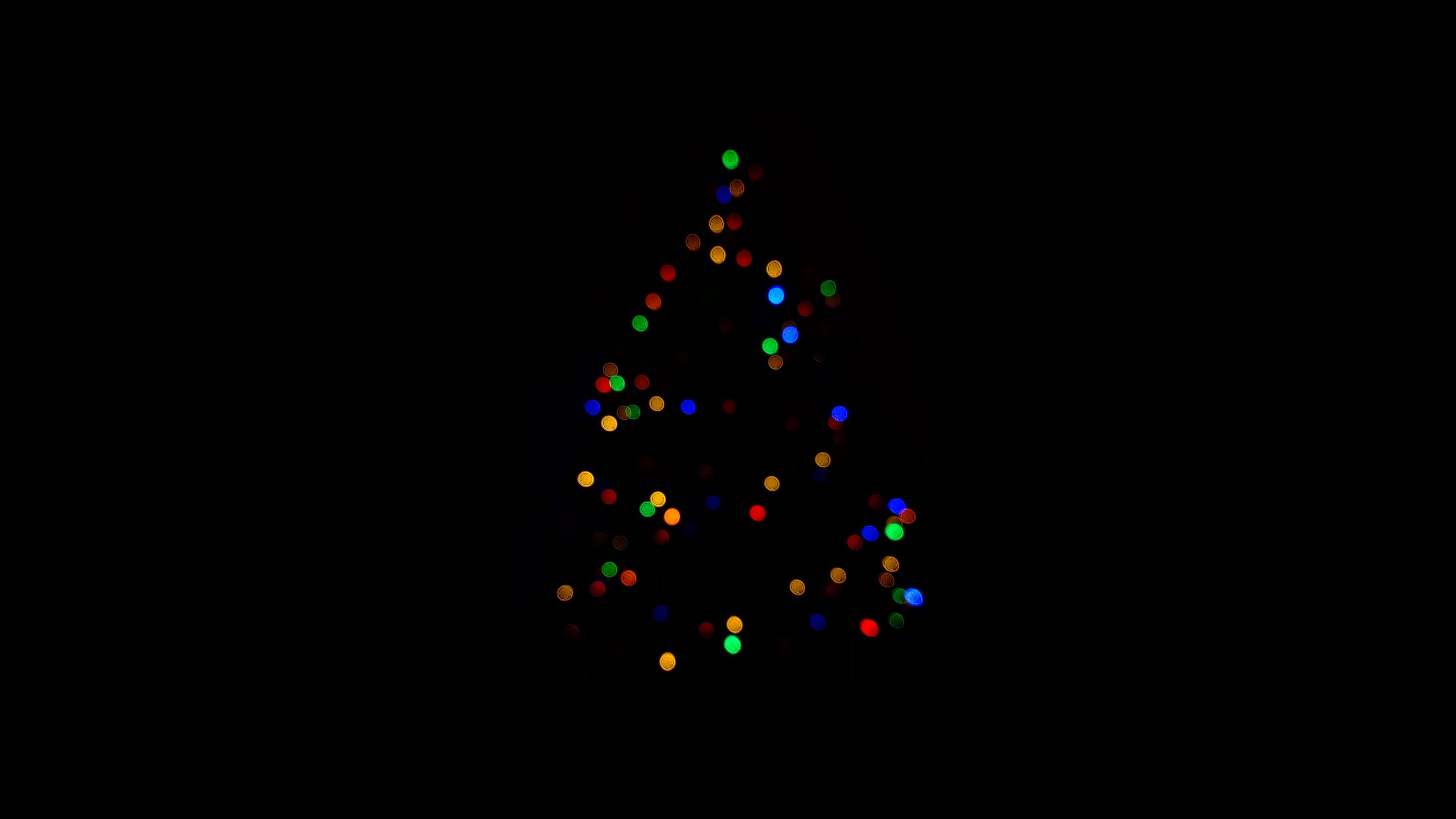 5120x2880 Minimalist Christmas Tree Christmas Desktop Wallpaper HD, Desktop