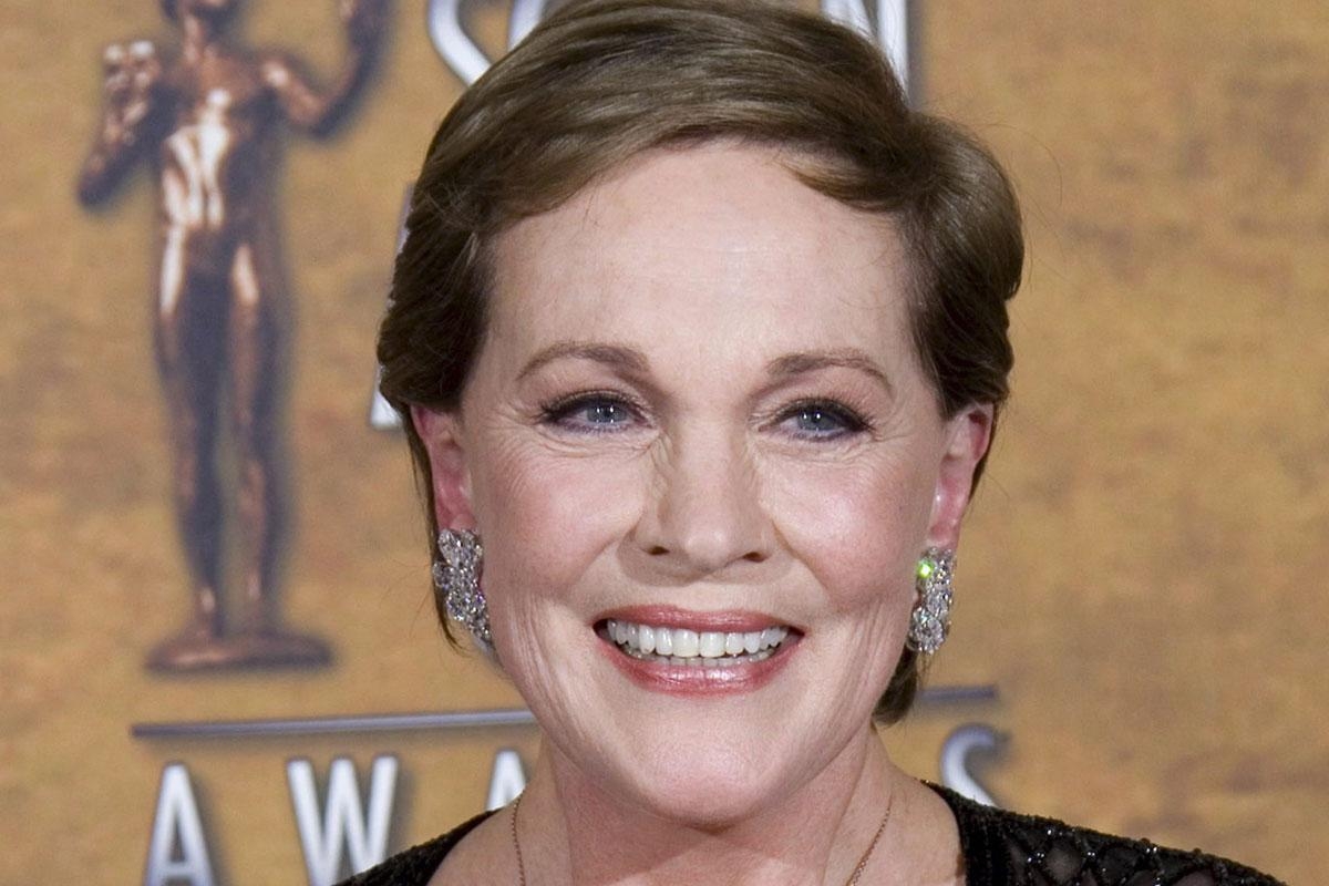 1200x800 Senior Profile: Julie Andrews. Modern Senior Magazine, Desktop