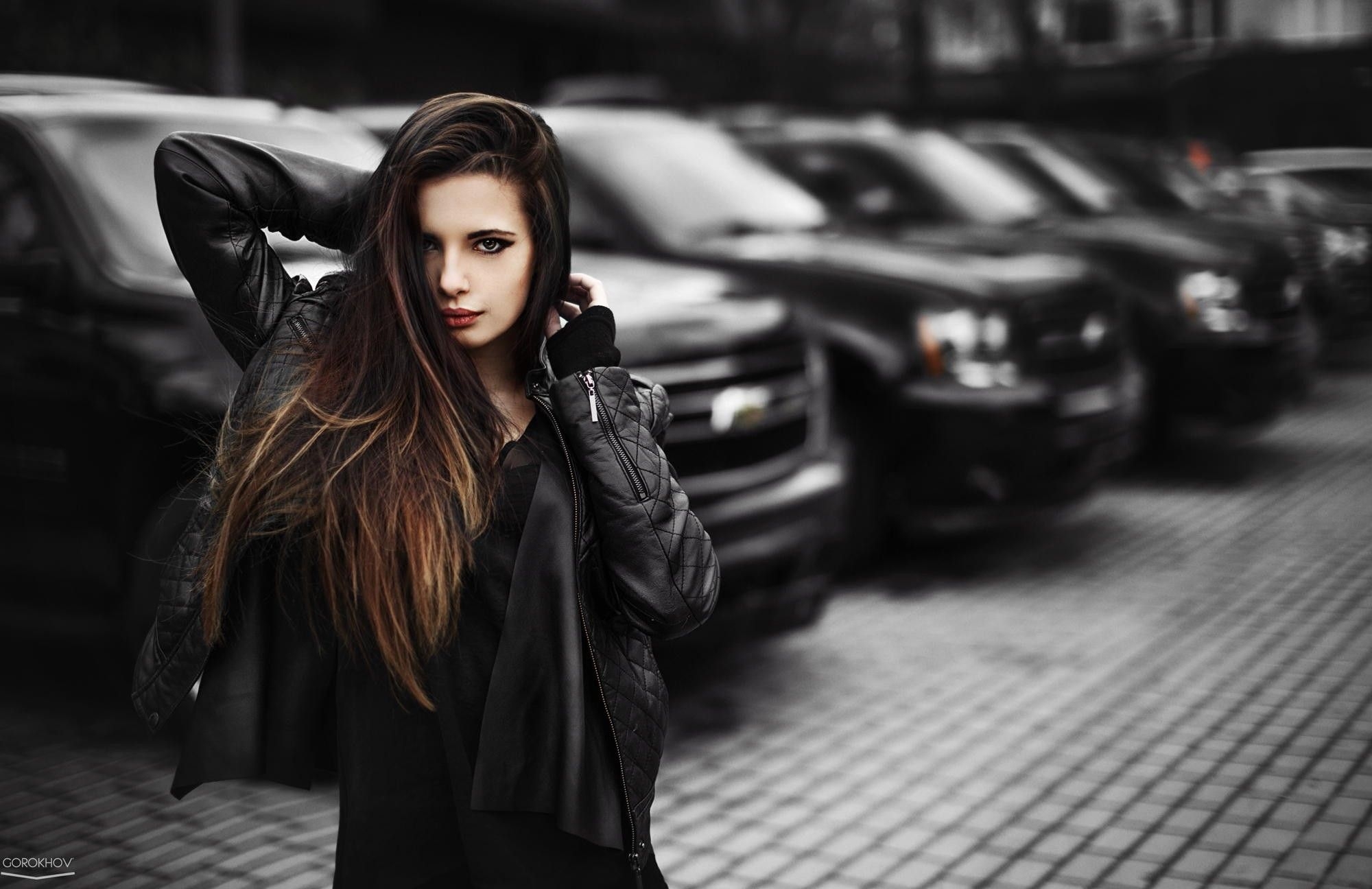 2000x1300 Girl with Mafia Cars. Beauty model, Beauty, Hair, Desktop