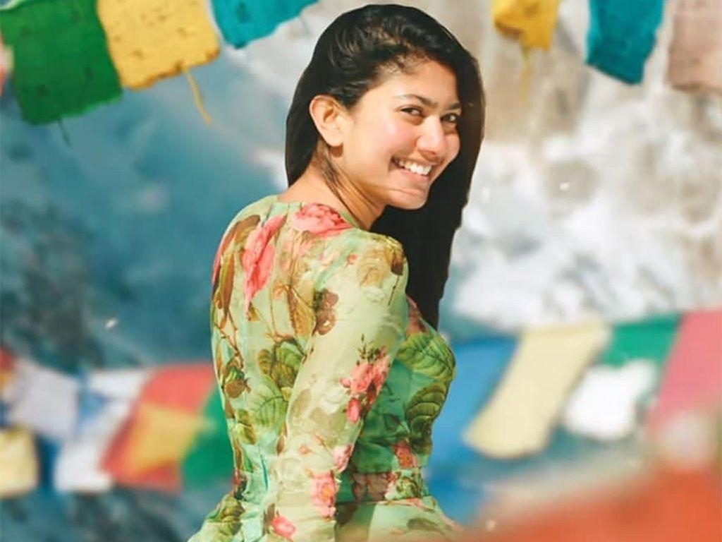 1030x770 Sai Pallavi HQ Wallpaper. Sai Pallavi Wallpaper, Desktop