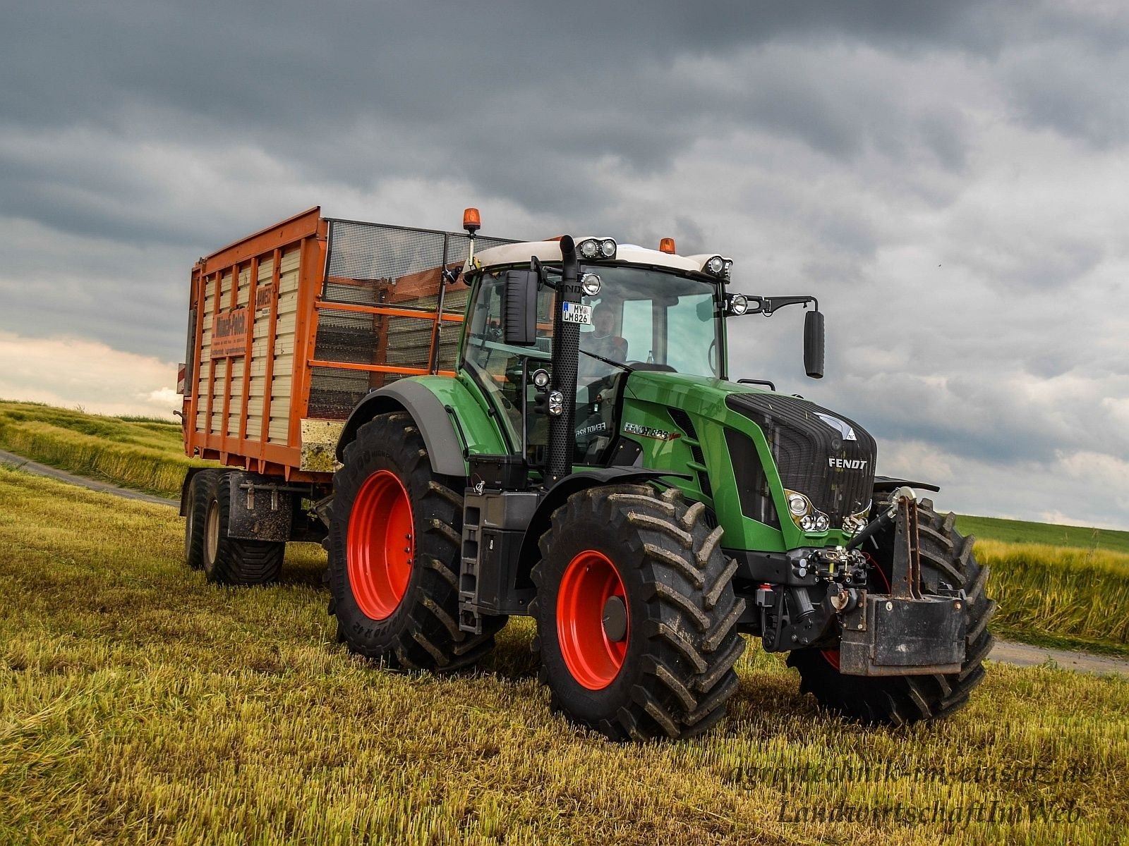 1600x1200 Free download Herunterladen Fendt Traktor 1288059 HD Wallpaper Download [] for your Desktop, Mobile & Tablet. Explore Fendt Wallpaper. Fendt Wallpaper, Desktop