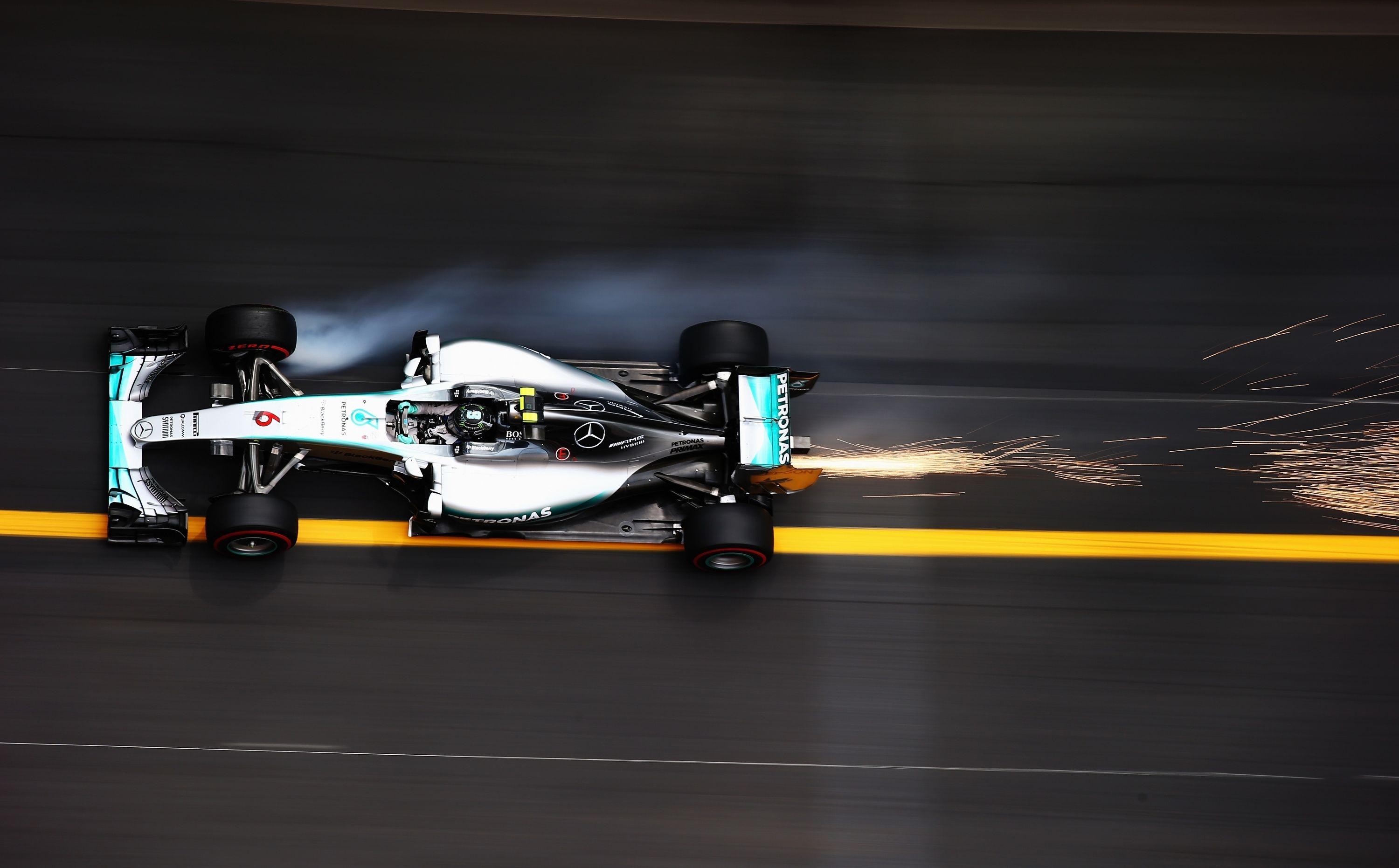 3000x1870 Nico Rosberg lock up and sparks [000×862], Desktop