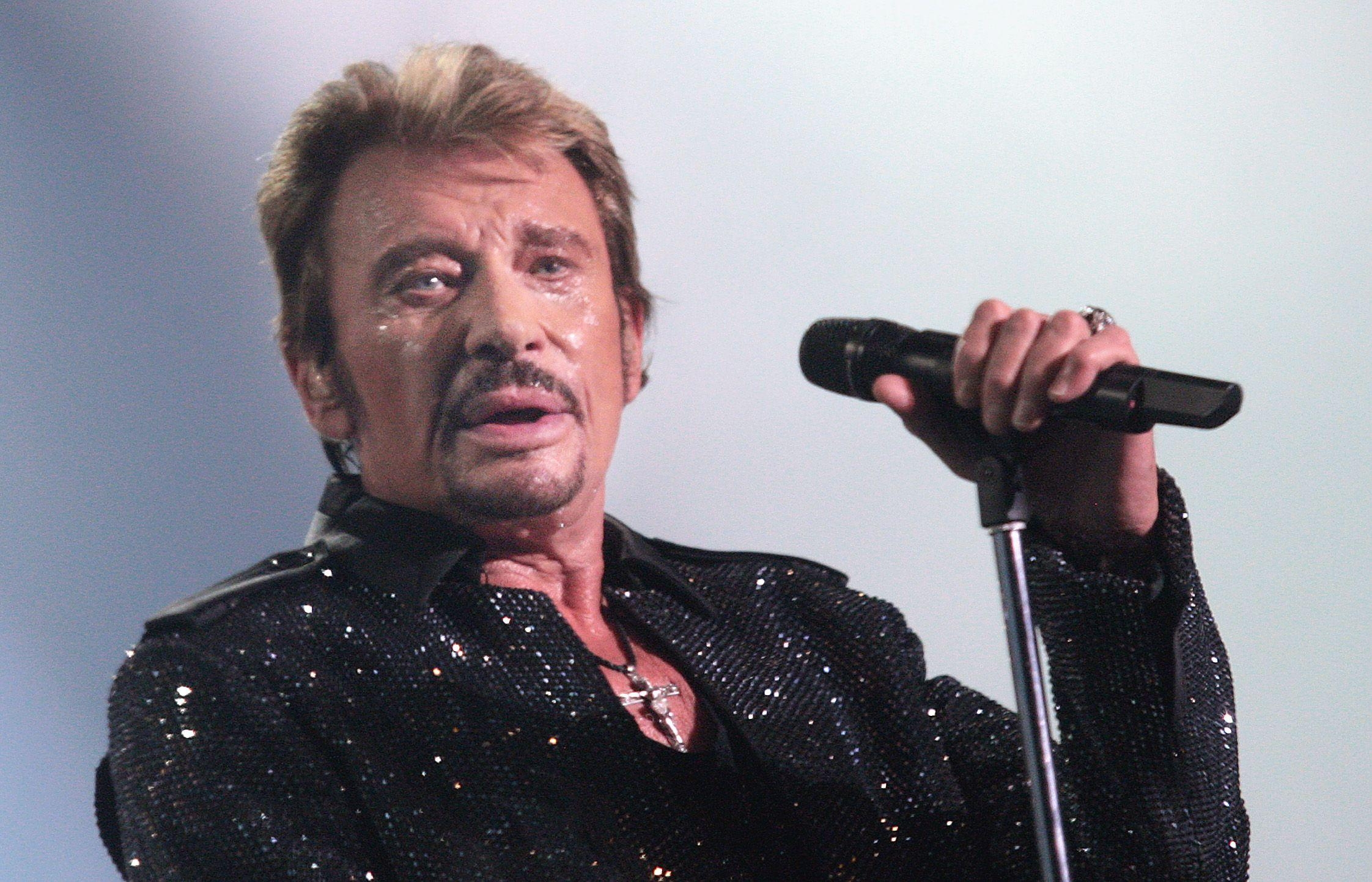 2250x1450 Johnny Hallyday Film Actors HD Wallpaper and Photo, Desktop