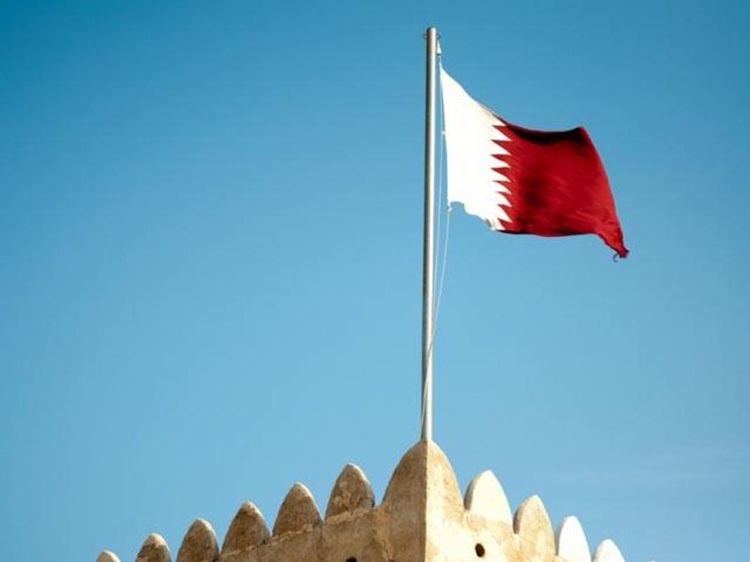 1070x800 Qatar National Day Wallpaper for Android, Desktop