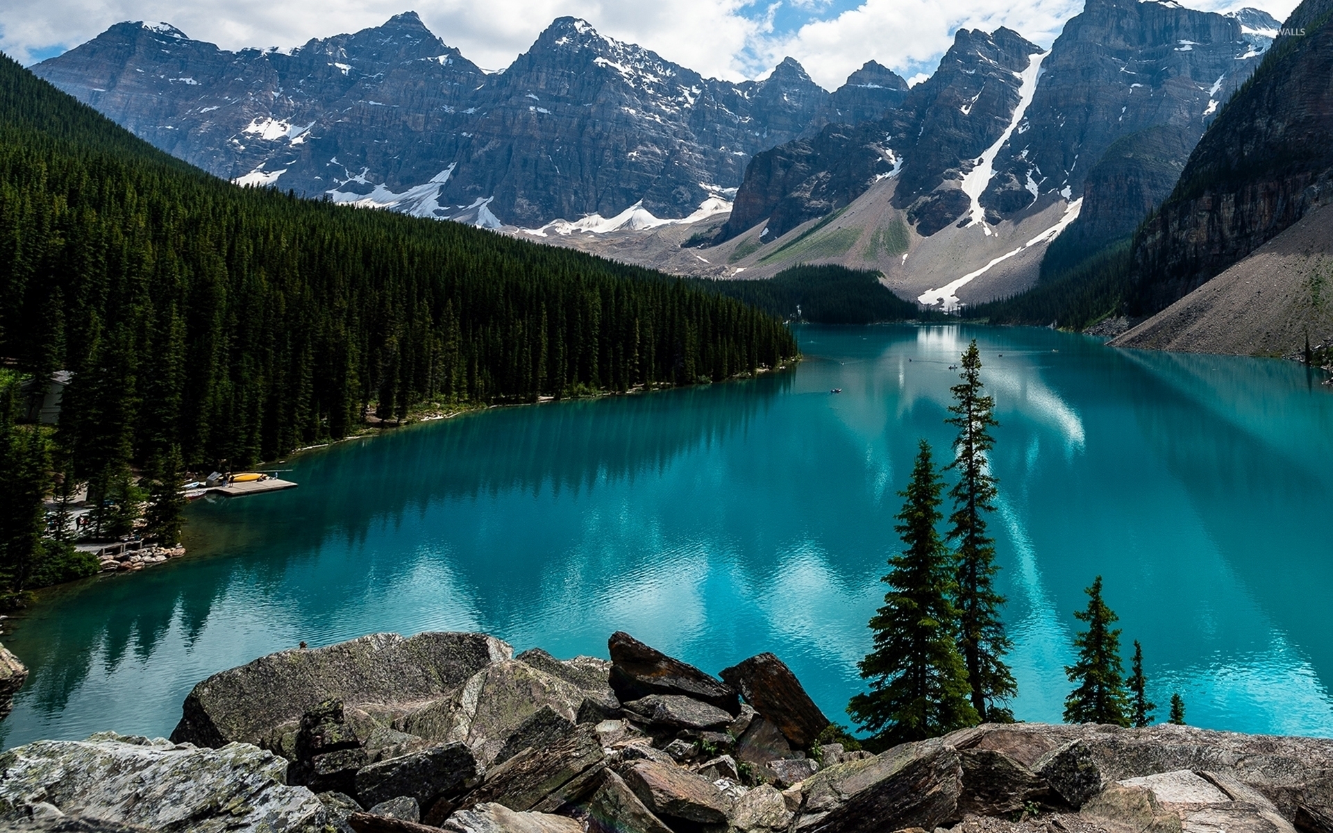 1920x1200 Amazing turquoise water in Moraine Lake wallpaper, Desktop