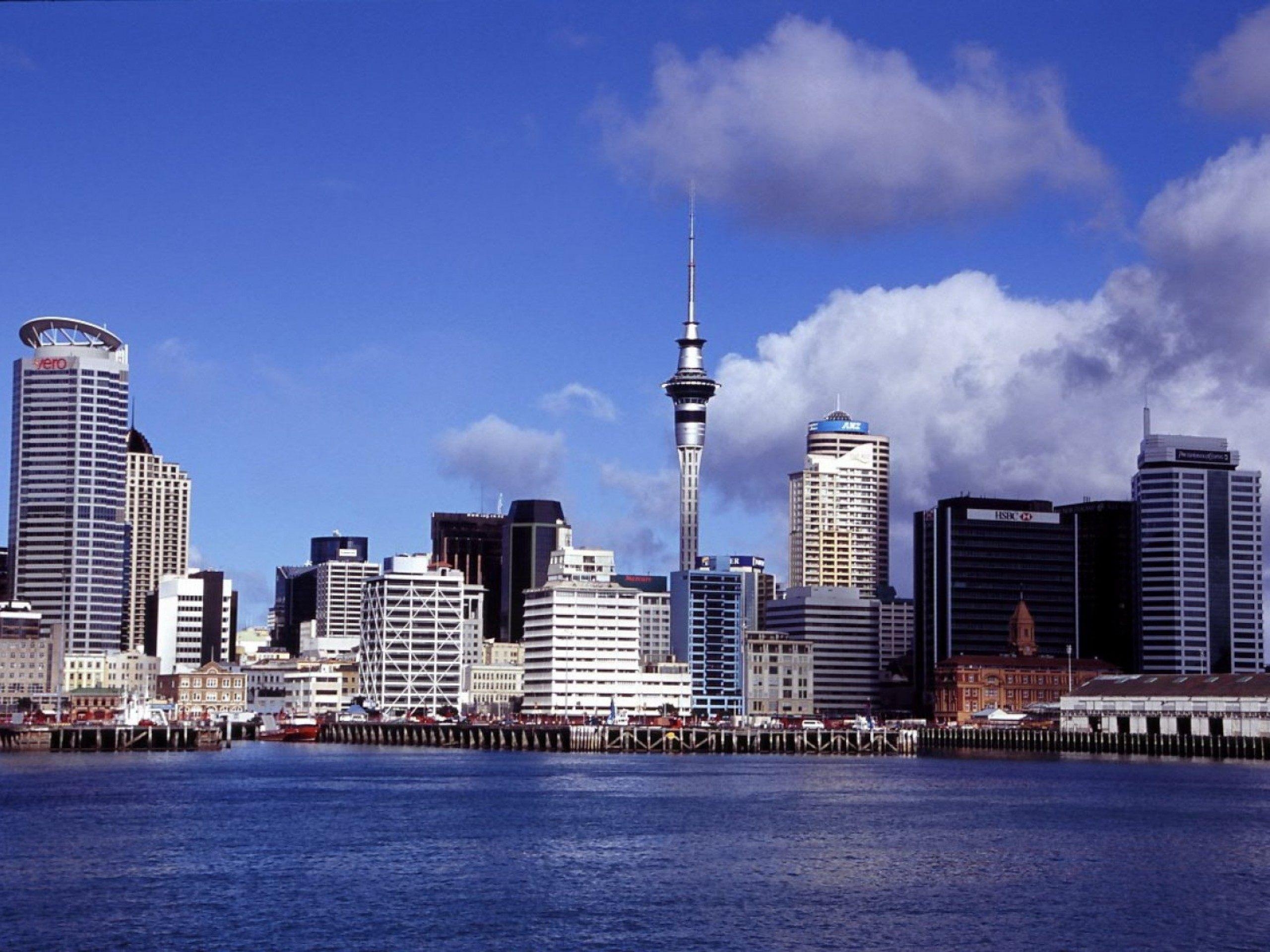 2560x1920 Skyscraper Auckland city tours, Desktop