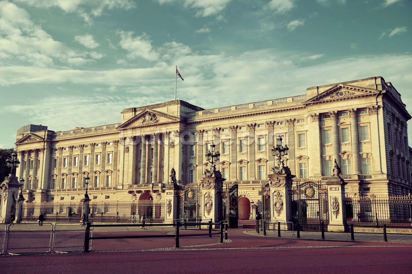 1600x1070 Buckingham Palace Wallpaper Wall Mural, Desktop