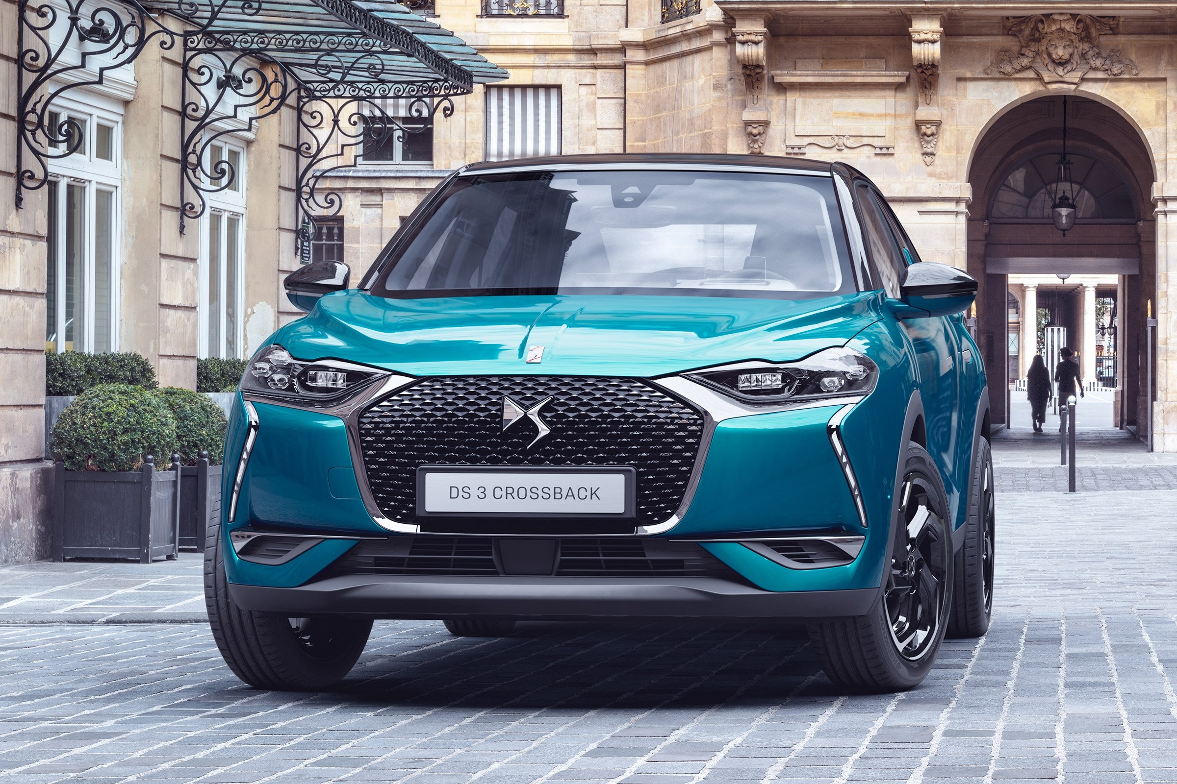 2400x1600 New DS 3 Crossback: UK prices and specs revealed, Desktop