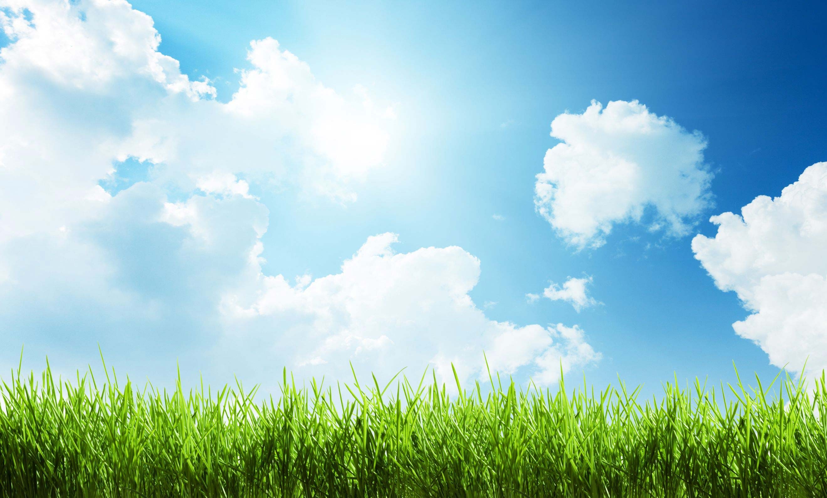 2640x1590 Sunny Blue Background. Sunny Sky Wallpaper, Sunny Wallpaper and Sunny Fitness Wallpaper, Desktop