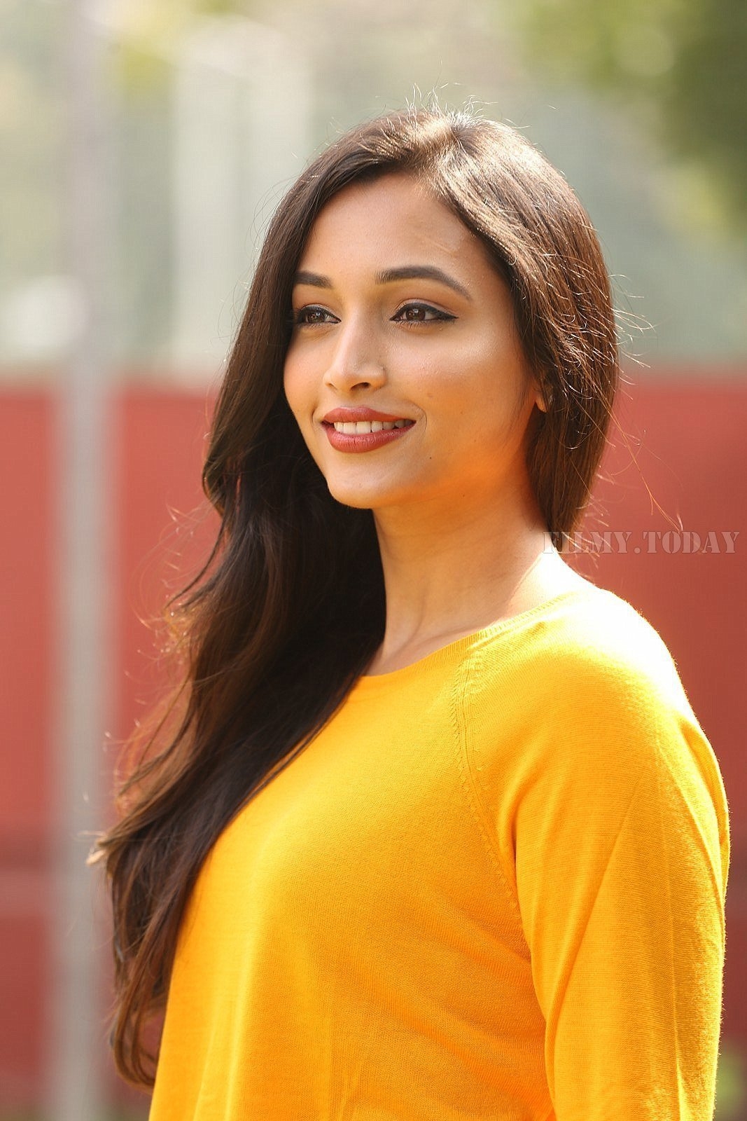 1070x1600 Picture 1618451. Srinidhi Shetty Telugu Version Success Meet Photo, Phone