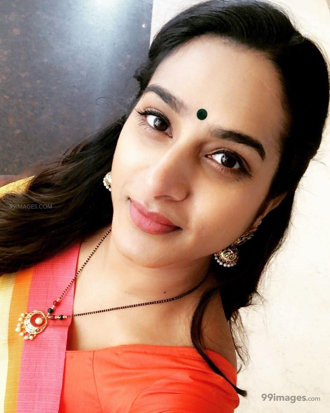 1080x1350 Surekha Vani Hot HD Photo & Wallpaper for mobile, Phone