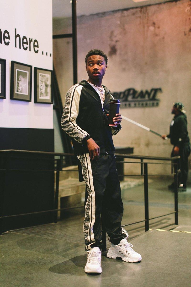 800x1200 Roddy Ricch в Twitter: ❄ ????, Phone