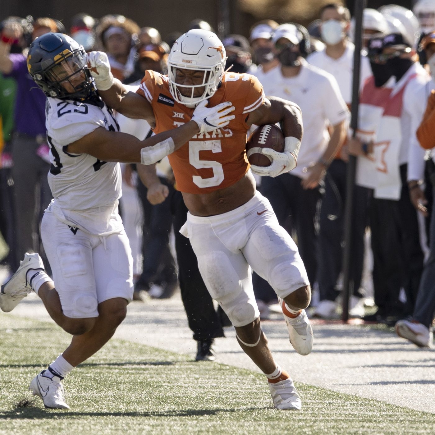 1400x1400 Texas RB Bijan Robinson showing 'steady improvement' Orange Nation, Phone